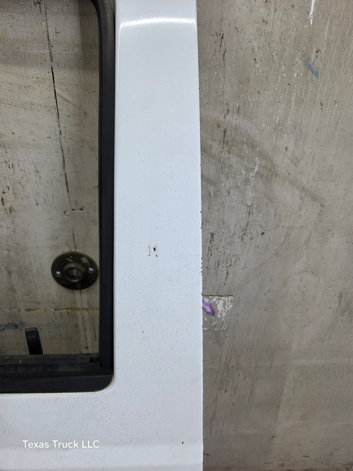 1999-2011 Ford Super Duty LH Driver Side Front Door F250 F350 F450 F550