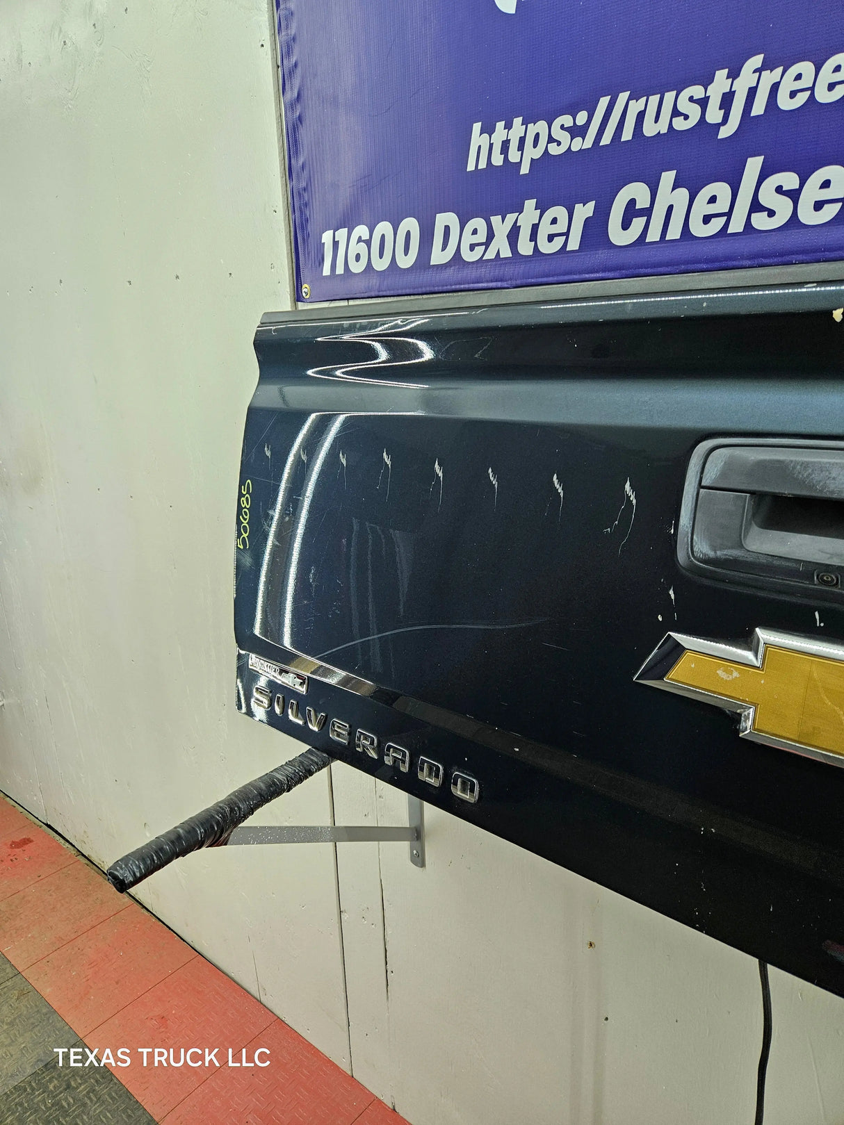 2014-2019 Chevrolet / GMC Tailgate Texas Truck LLC