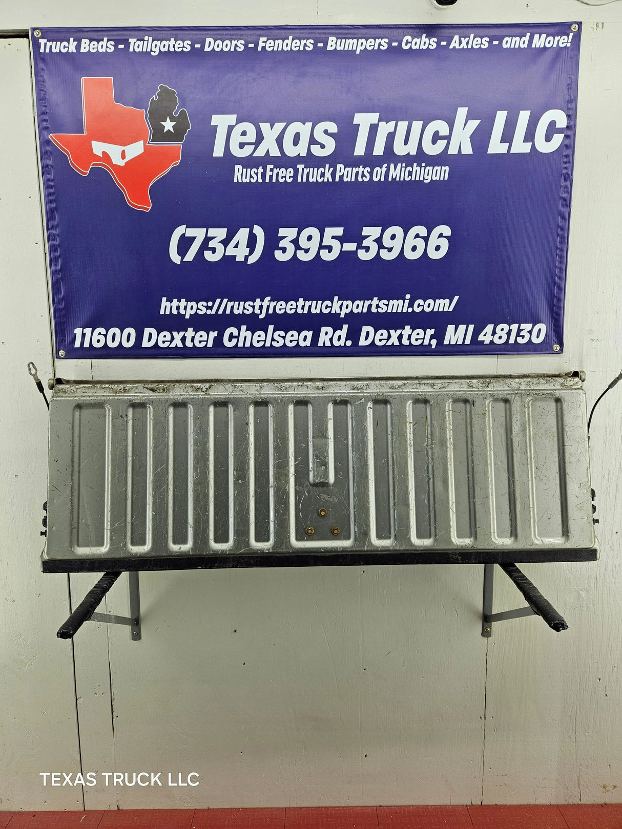 1999-2006 Chevrolet Silverado / GMC Sierra 1500 2500 3500 Tailgate Texas Truck LLC