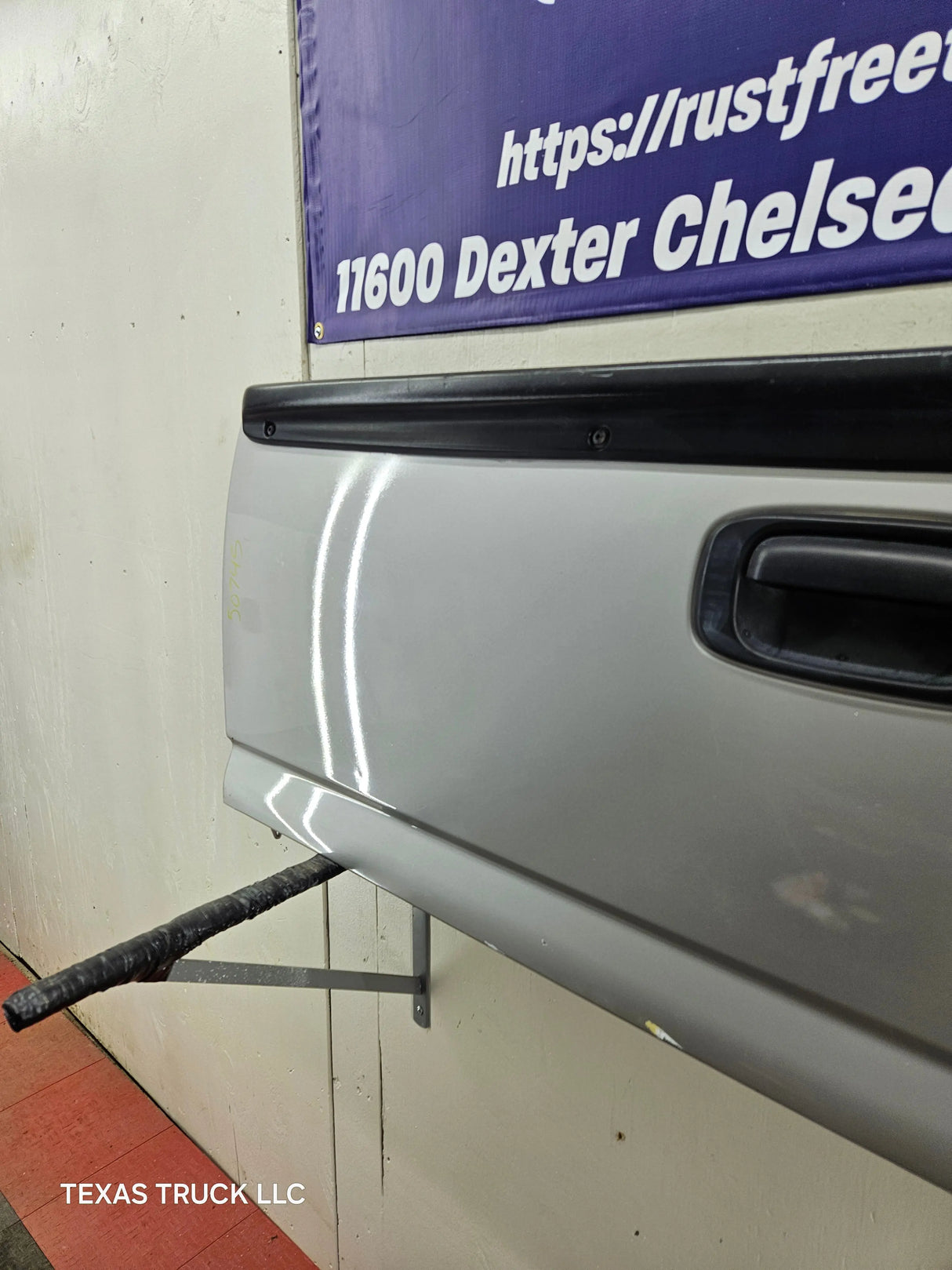 1999-2006 Chevrolet Silverado / GMC Sierra 1500 2500 3500 Tailgate Texas Truck LLC