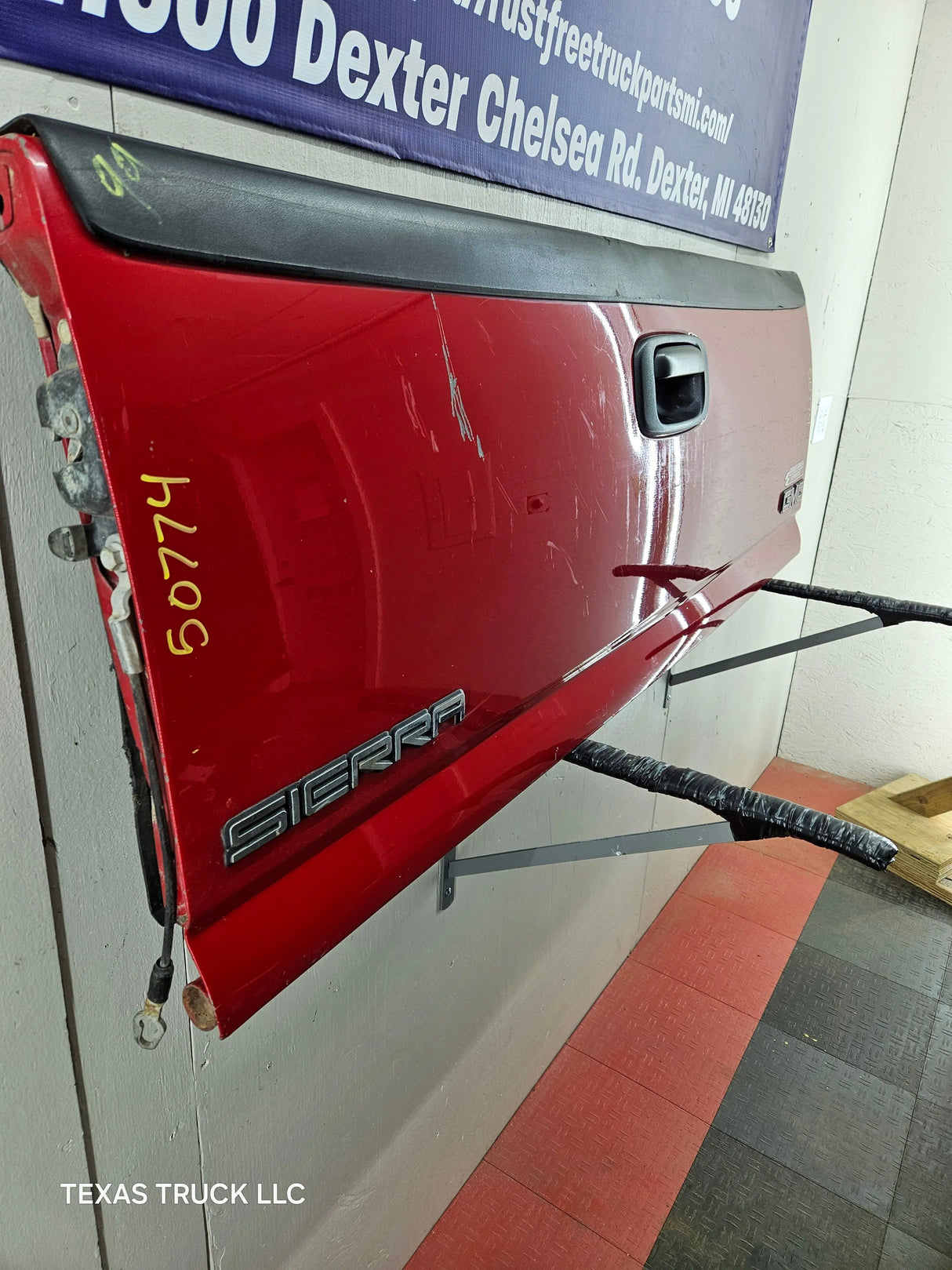 1999-2006 Chevrolet Silverado / GMC Sierra 1500 2500 3500 Tailgate Texas Truck LLC