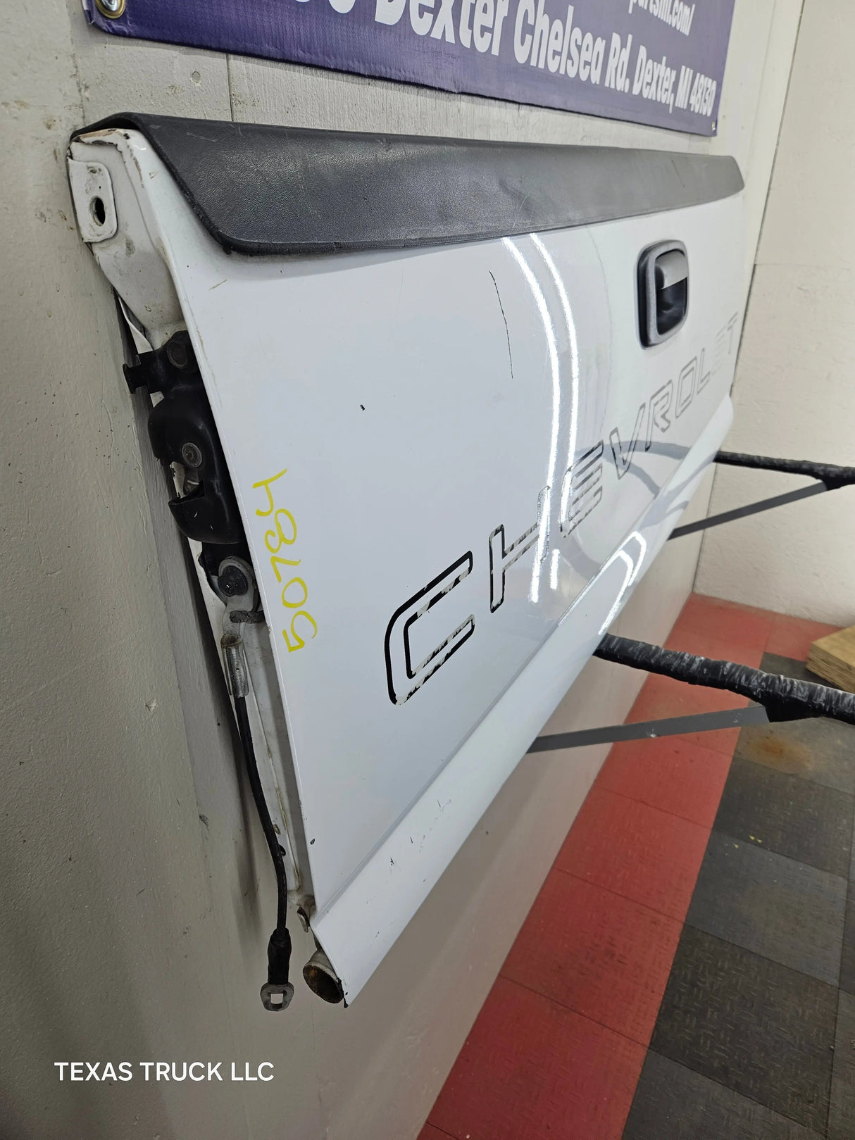 1999-2006 Chevrolet Silverado / GMC Sierra 1500 2500 3500 Tailgate Texas Truck LLC