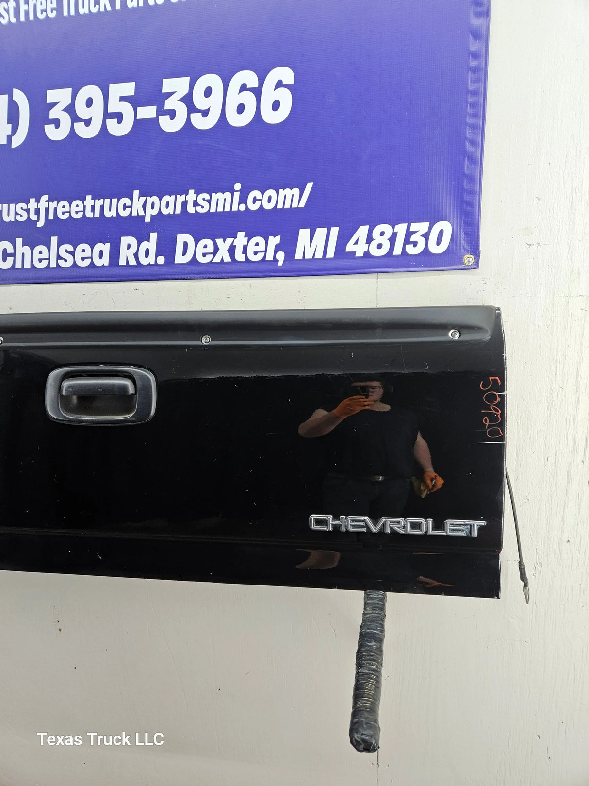 1999-2006 Chevrolet Silverado / GMC Sierra 1500 2500 3500 Tailgate Texas Truck LLC