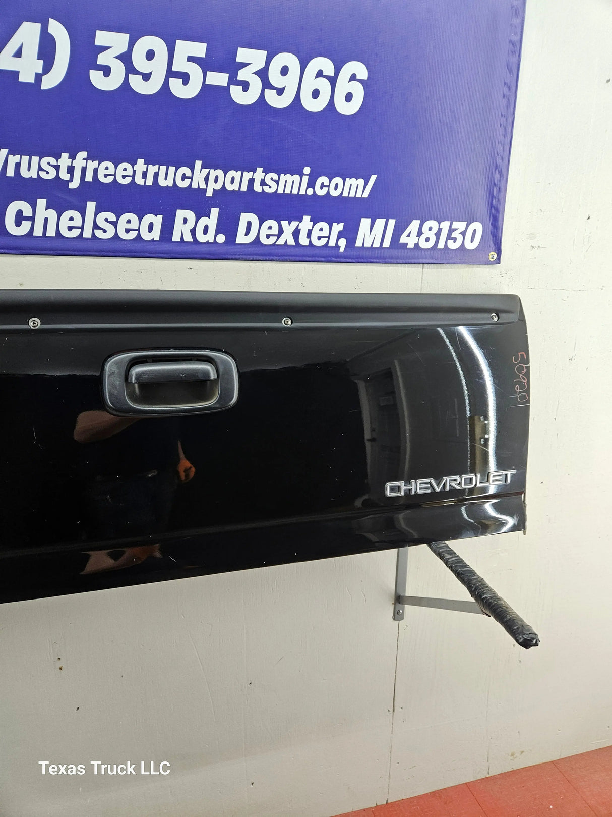 1999-2006 Chevrolet Silverado / GMC Sierra 1500 2500 3500 Tailgate Texas Truck LLC