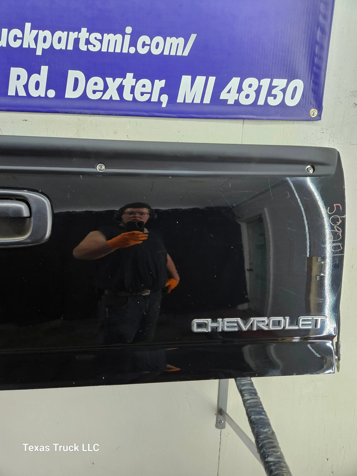 1999-2006 Chevrolet Silverado / GMC Sierra 1500 2500 3500 Tailgate Texas Truck LLC