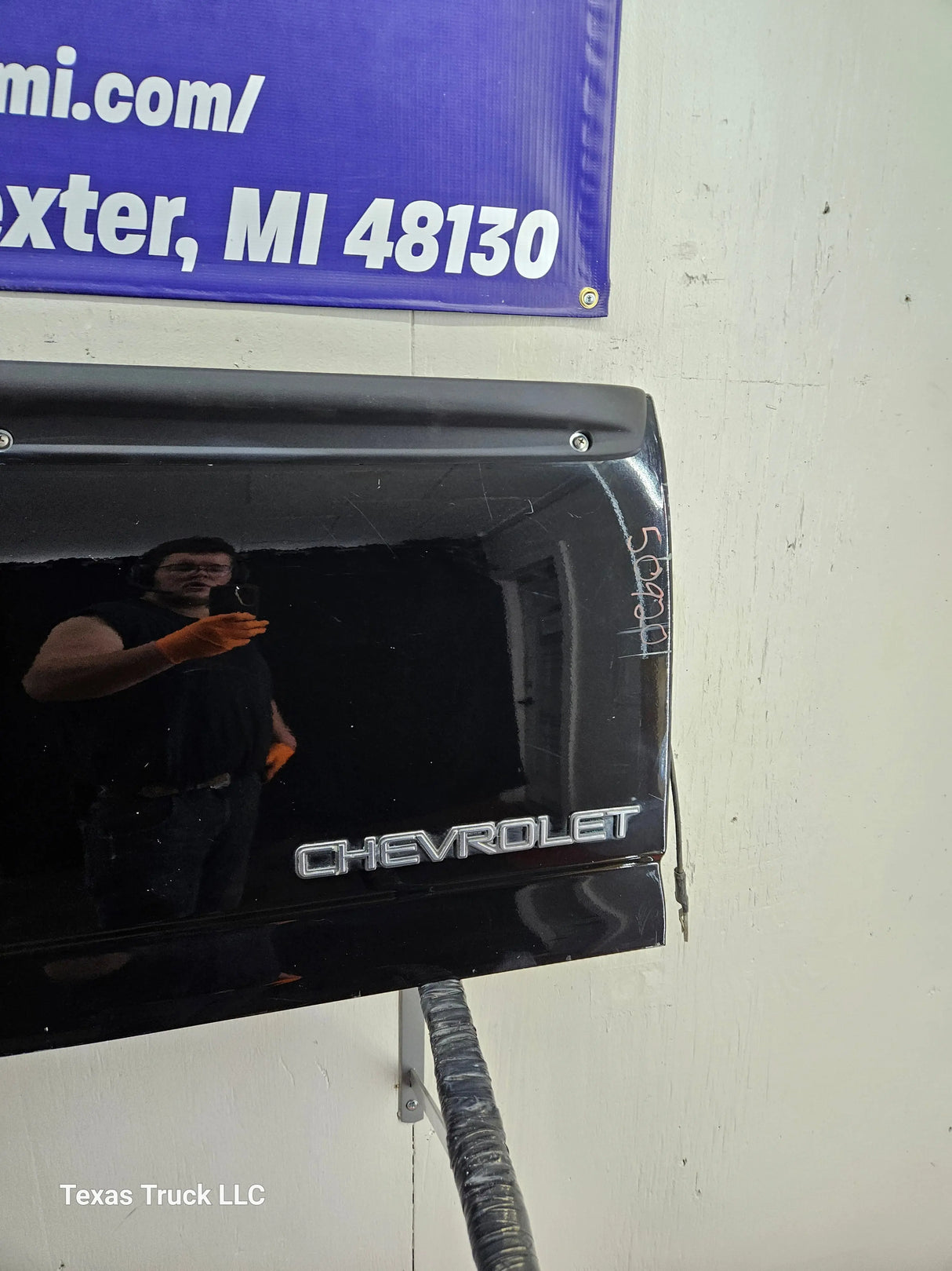 1999-2006 Chevrolet Silverado / GMC Sierra 1500 2500 3500 Tailgate Texas Truck LLC