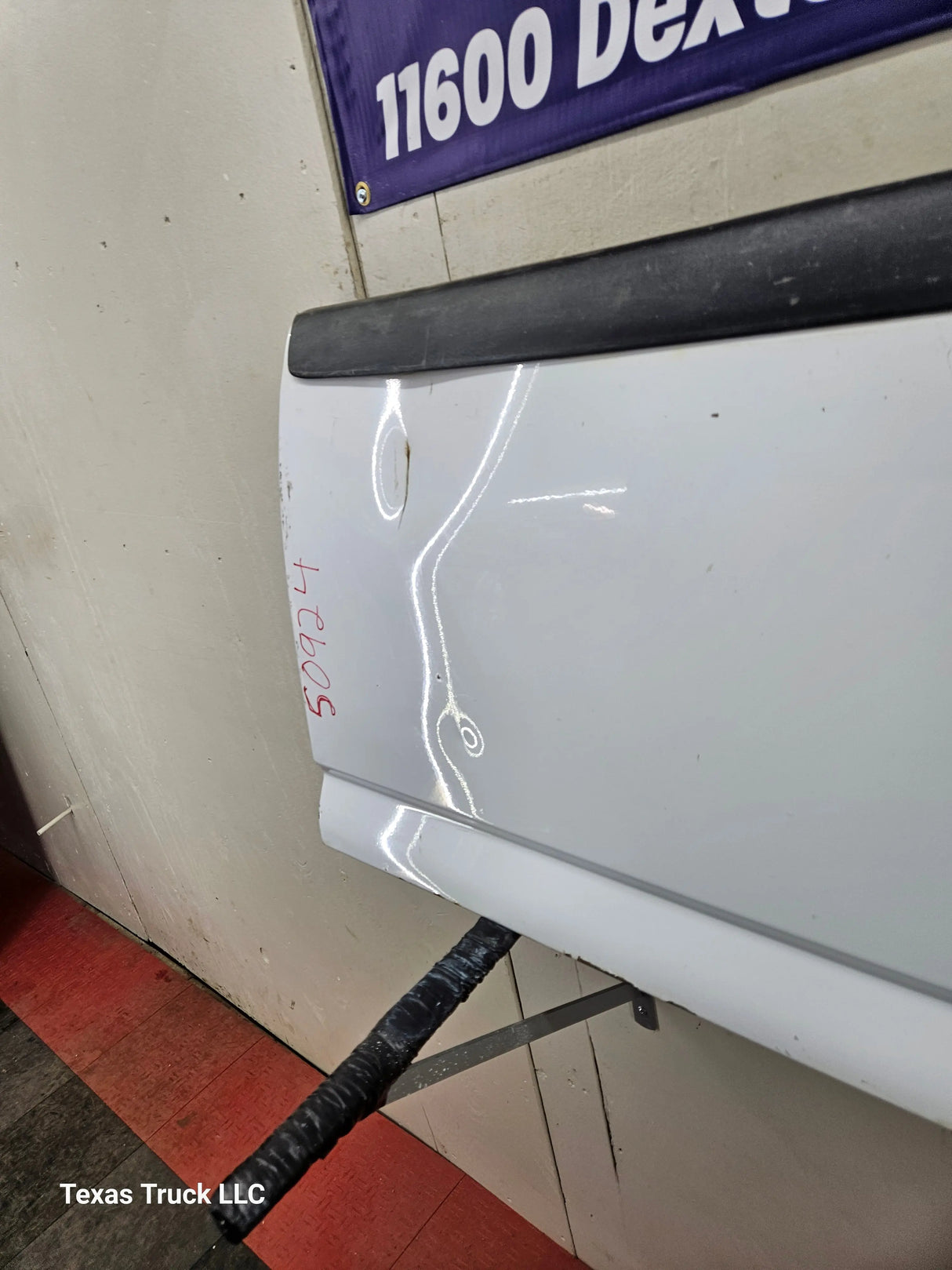 1999-2006 Chevrolet Silverado / GMC Sierra 1500 2500 3500 Tailgate Texas Truck LLC