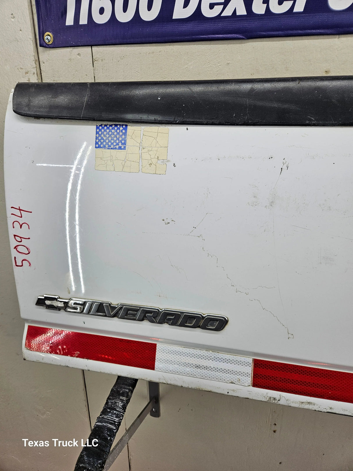 1999-2006 Chevrolet Silverado / GMC Sierra 1500 2500 3500 Tailgate Texas Truck LLC