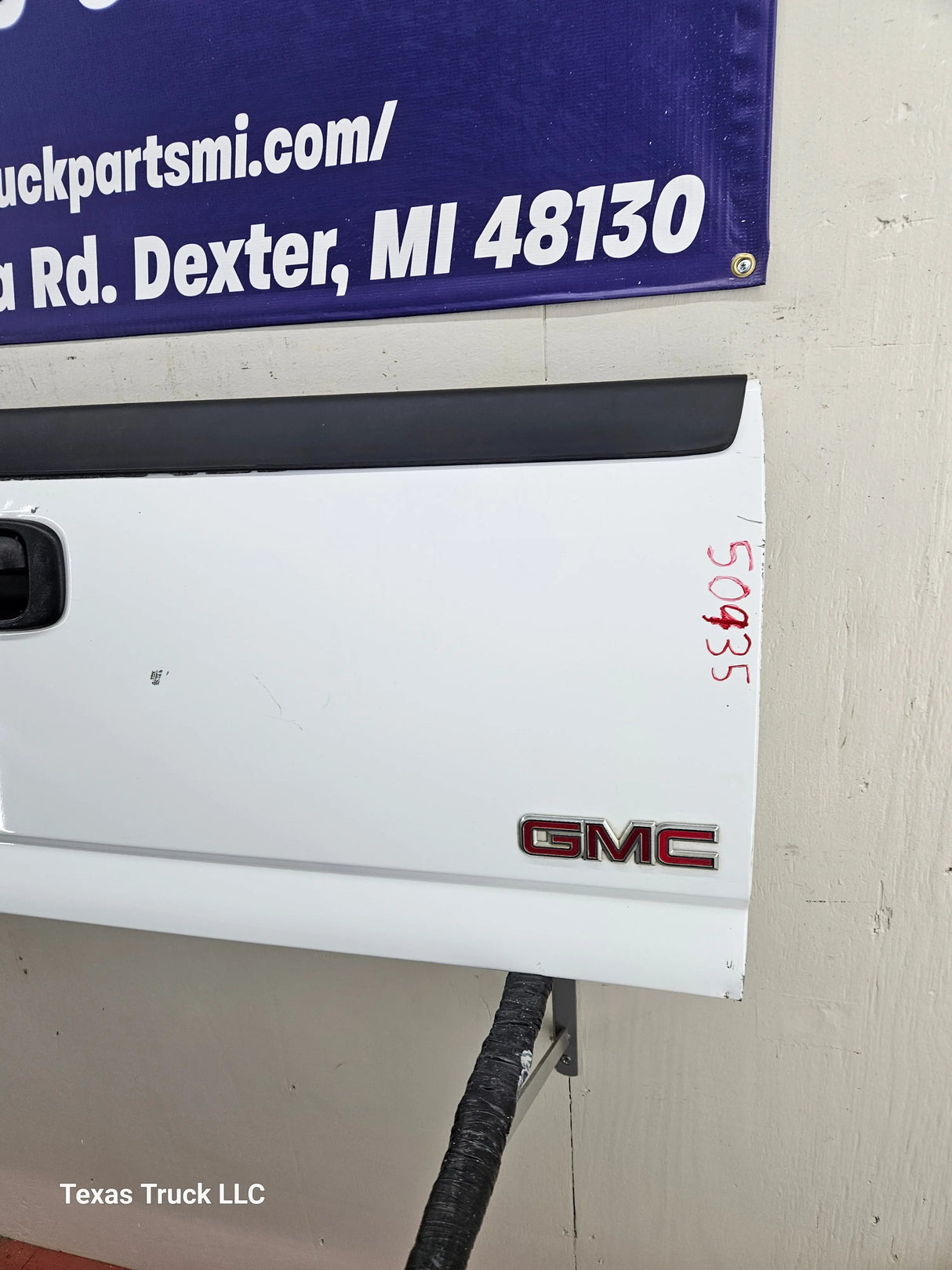 1999-2006 Chevrolet Silverado / GMC Sierra 1500 2500 3500 Tailgate Texas Truck LLC