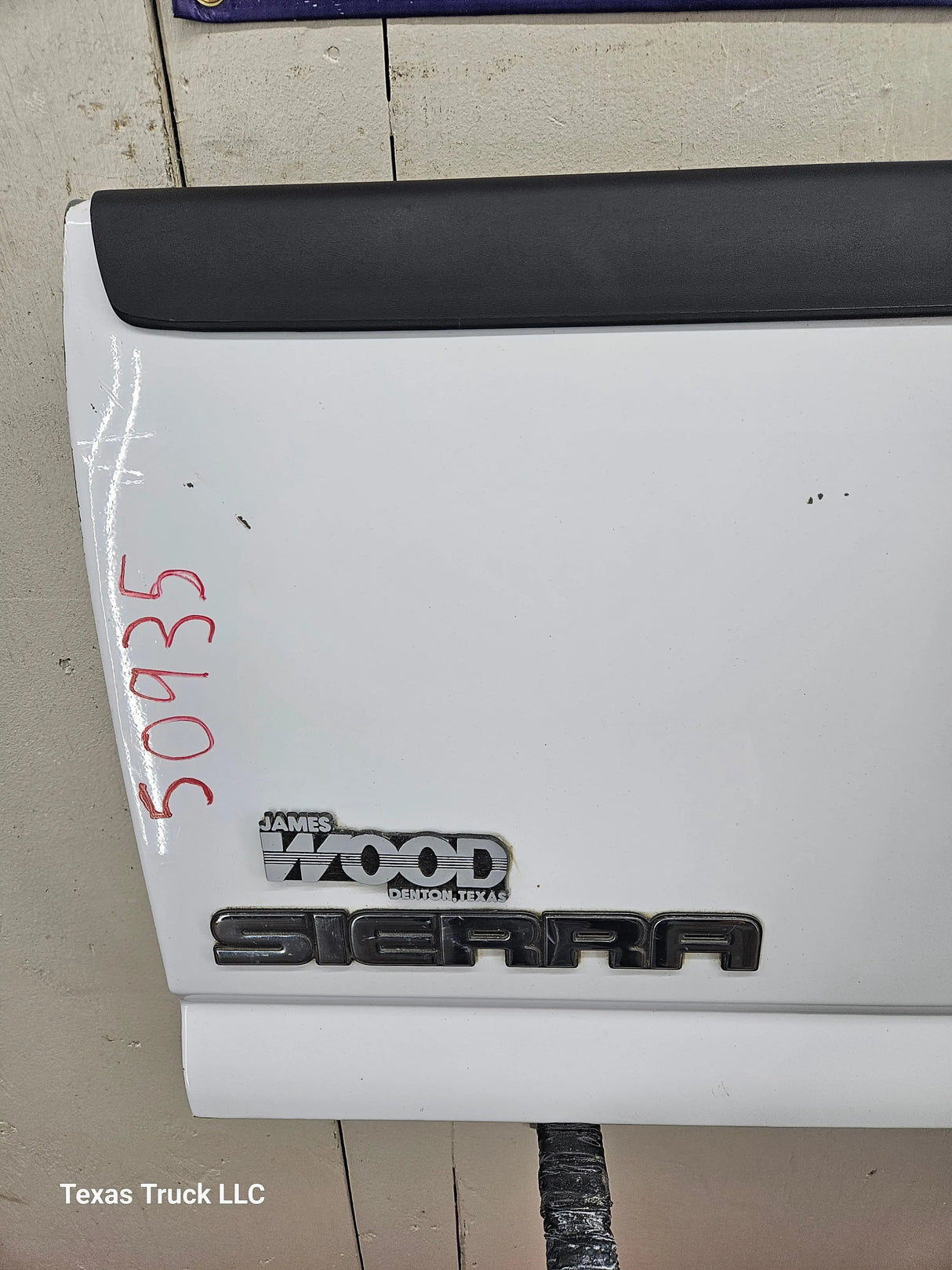 1999-2006 Chevrolet Silverado / GMC Sierra 1500 2500 3500 Tailgate Texas Truck LLC