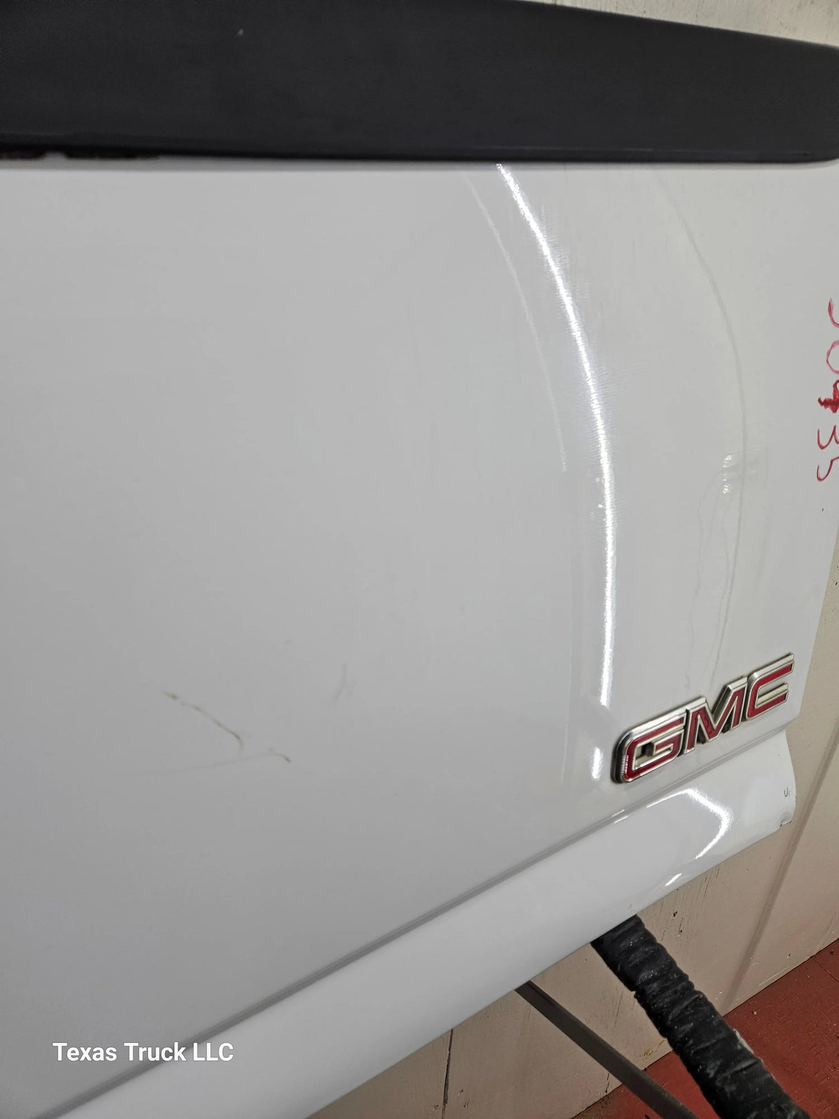 1999-2006 Chevrolet Silverado / GMC Sierra 1500 2500 3500 Tailgate Texas Truck LLC