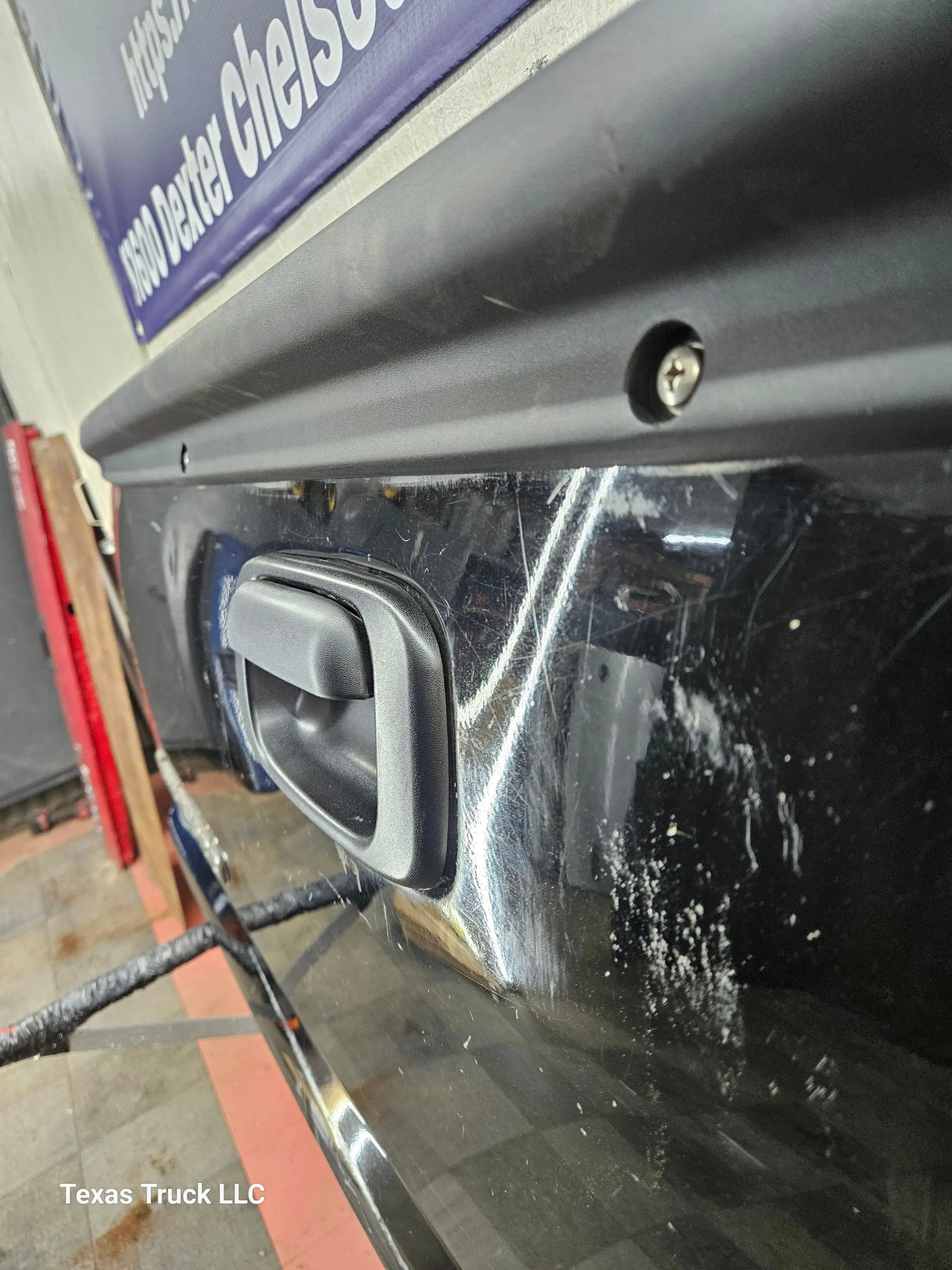 1999-2006 Chevrolet Silverado / GMC Sierra 1500 2500 3500 Tailgate Texas Truck LLC