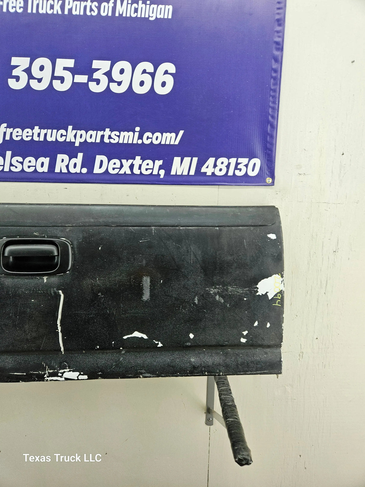 1999-2006 Chevrolet Silverado / GMC Sierra 1500 2500 3500 Tailgate Texas Truck LLC