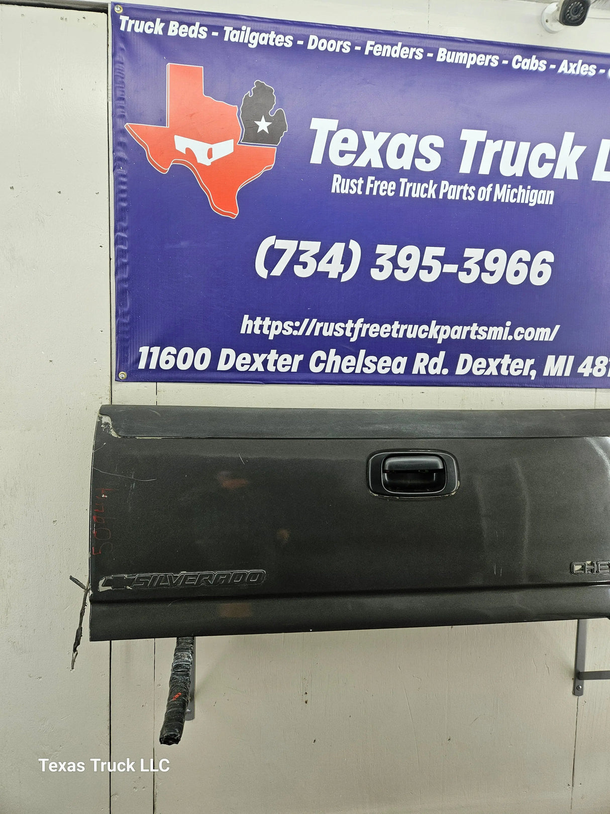 1999-2006 Chevrolet Silverado / GMC Sierra 1500 2500 3500 Tailgate Texas Truck LLC