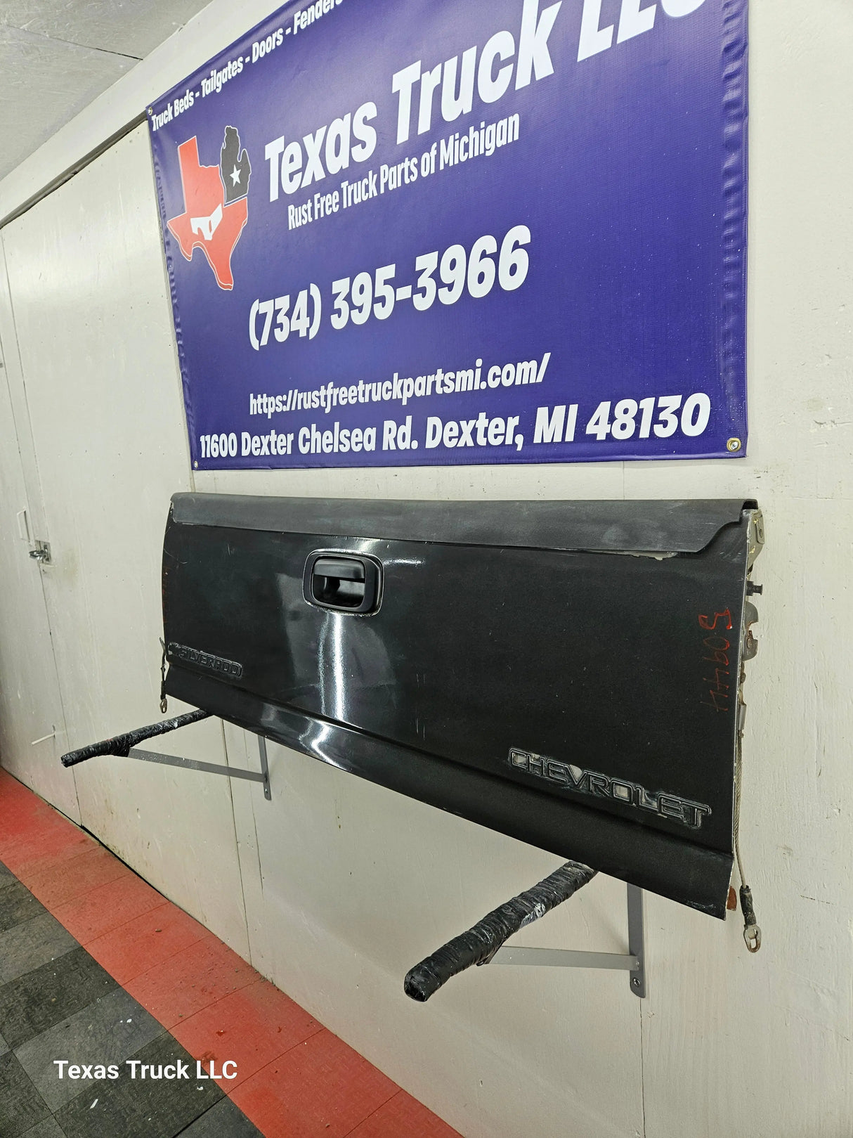 1999-2006 Chevrolet Silverado / GMC Sierra 1500 2500 3500 Tailgate Texas Truck LLC