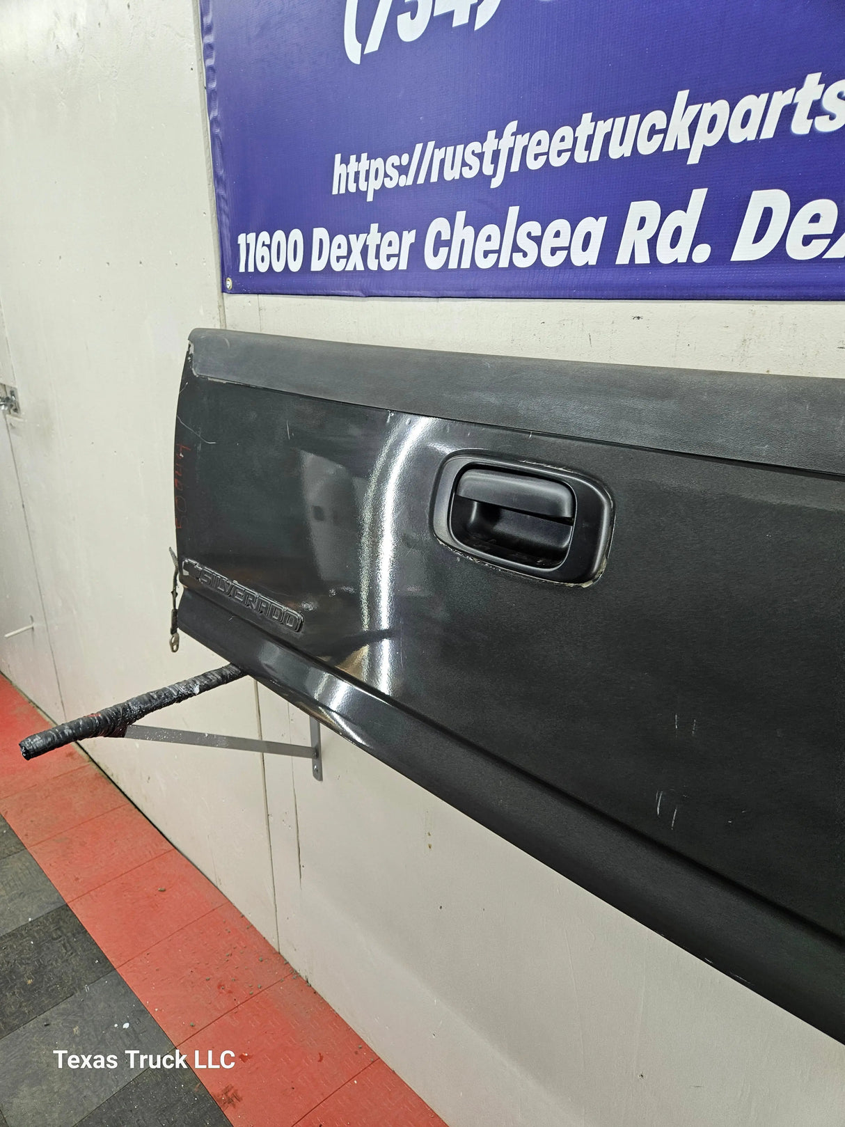 1999-2006 Chevrolet Silverado / GMC Sierra 1500 2500 3500 Tailgate Texas Truck LLC