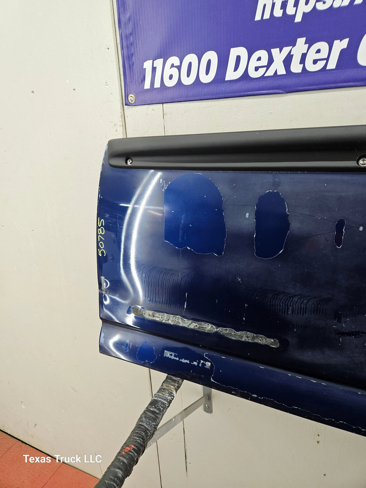 1999-2006 Chevrolet Silverado / GMC Sierra 1500 2500 3500 Tailgate Texas Truck LLC