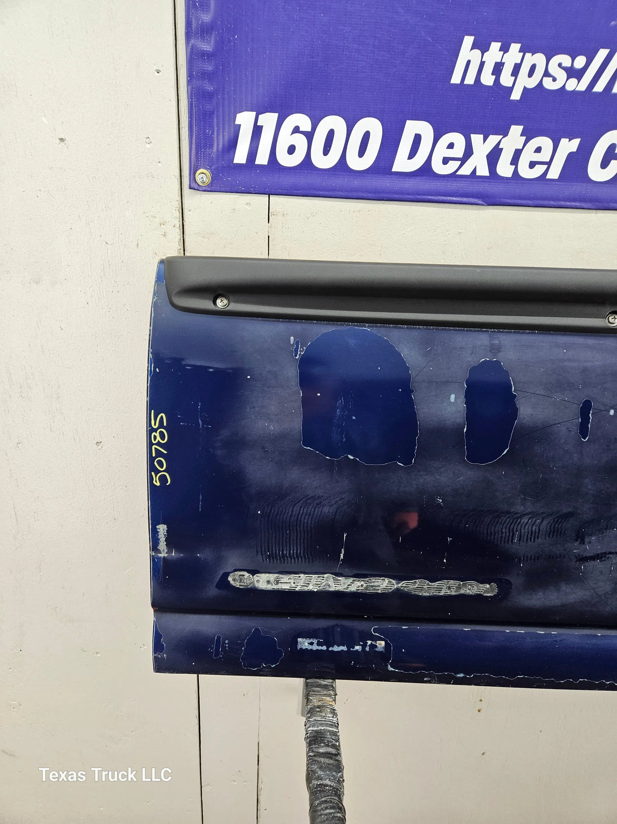 1999-2006 Chevrolet Silverado / GMC Sierra 1500 2500 3500 Tailgate Texas Truck LLC