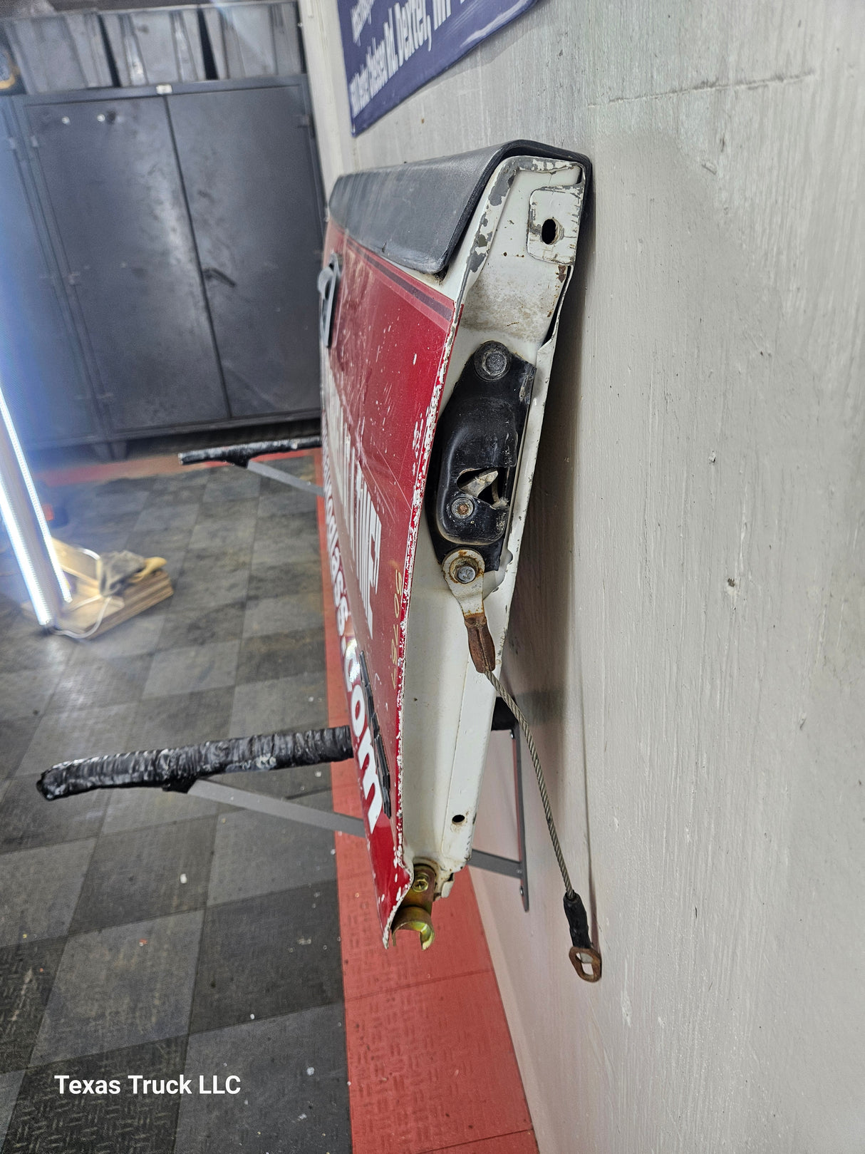 1999-2006 Chevrolet Silverado / GMC Sierra 1500 2500 3500 Tailgate Texas Truck LLC