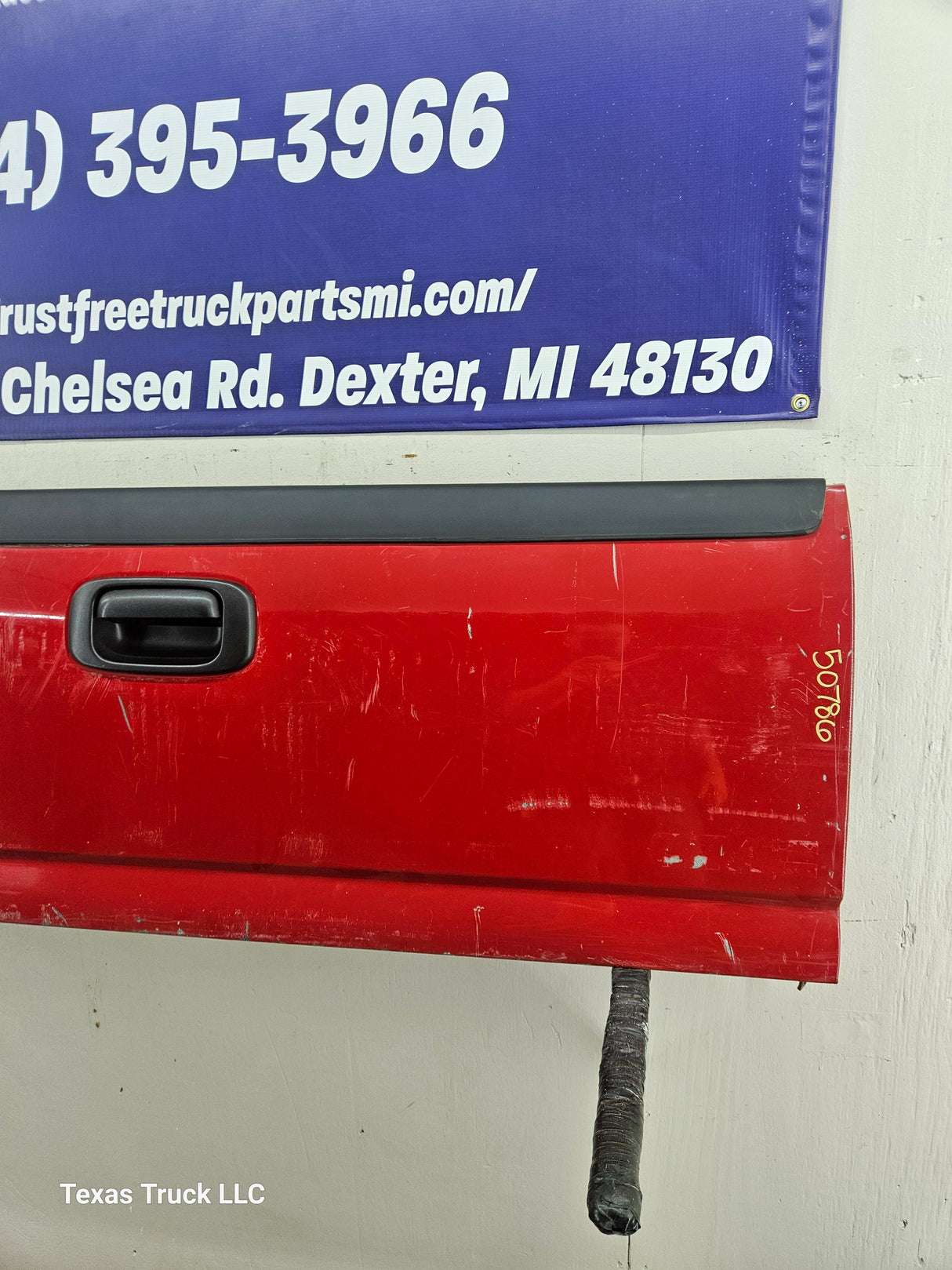 1999-2007 Chevrolet Silverado / GMC Sierra 1500 2500 3500 Tailgate 2000 2001 2002 2003 2004 2005 2006