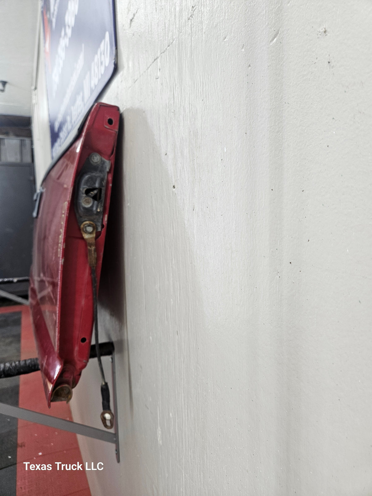 1999-2007 Chevrolet Silverado / GMC Sierra 1500 2500 3500 Tailgate 2000 2001 2002 2003 2004 2005 2006