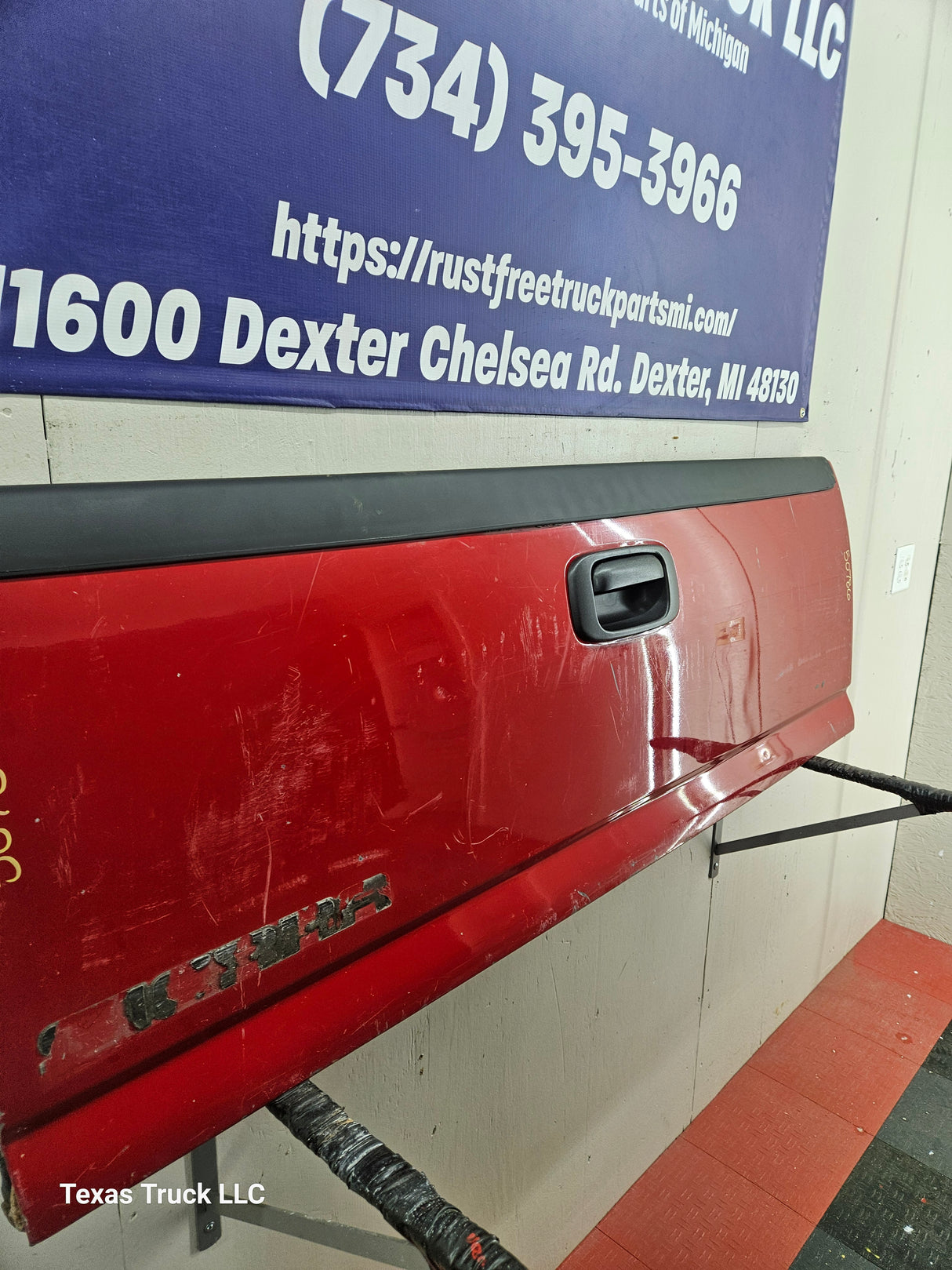 1999-2007 Chevrolet Silverado / GMC Sierra 1500 2500 3500 Tailgate 2000 2001 2002 2003 2004 2005 2006