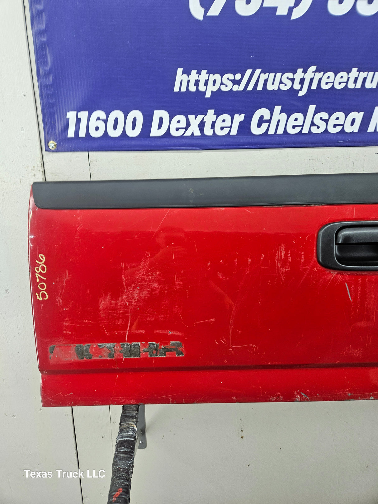 1999-2007 Chevrolet Silverado / GMC Sierra 1500 2500 3500 Tailgate 2000 2001 2002 2003 2004 2005 2006