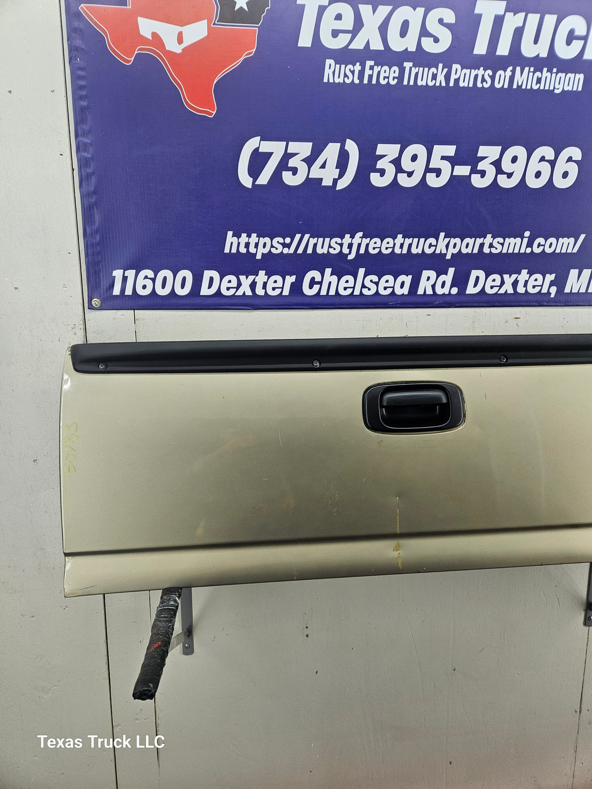 1999-2007 Chevrolet Silverado / GMC Sierra 1500 2500 3500 Tailgate