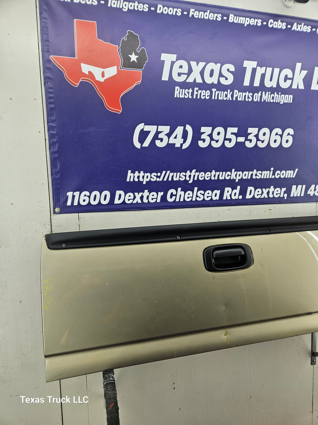 1999-2007 Chevrolet Silverado / GMC Sierra 1500 2500 3500 Tailgate