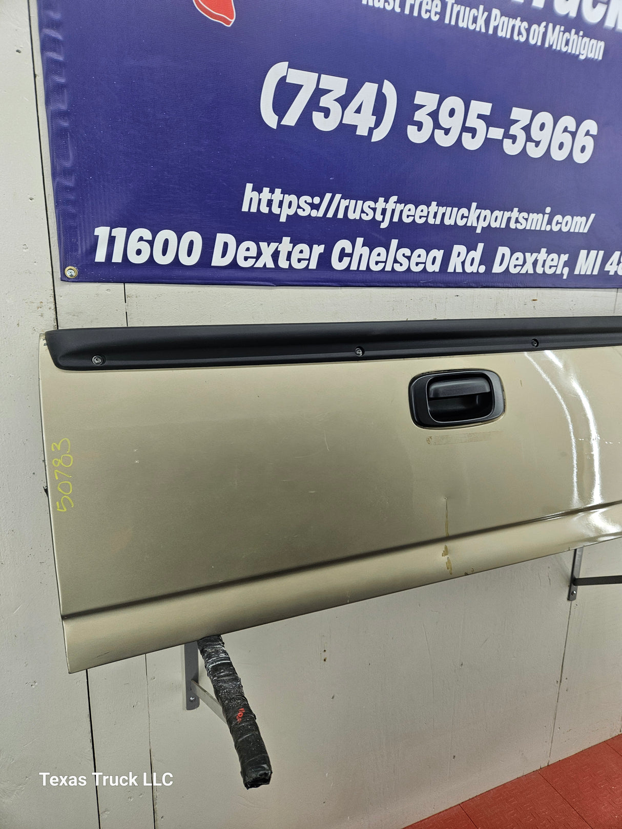 1999-2007 Chevrolet Silverado / GMC Sierra 1500 2500 3500 Tailgate