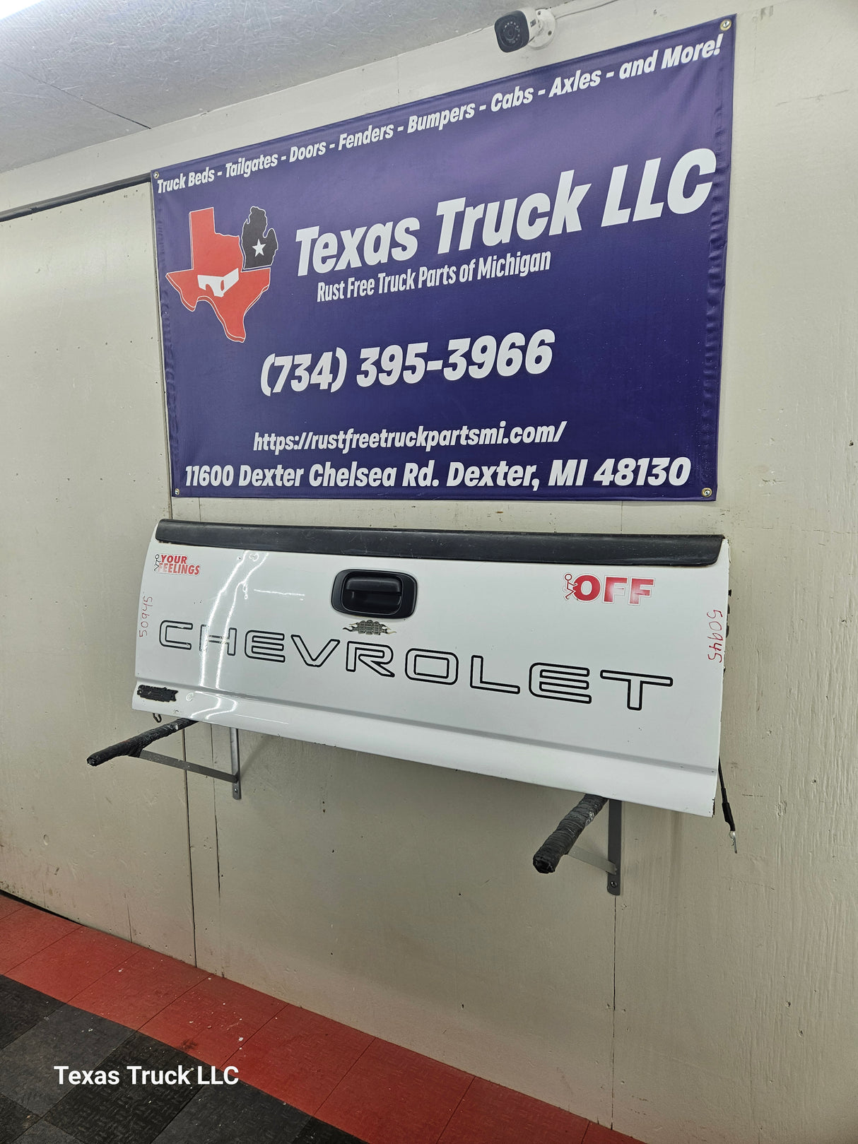 1999-2007 Chevrolet Silverado / GMC Sierra 1500 2500 3500 Tailgate