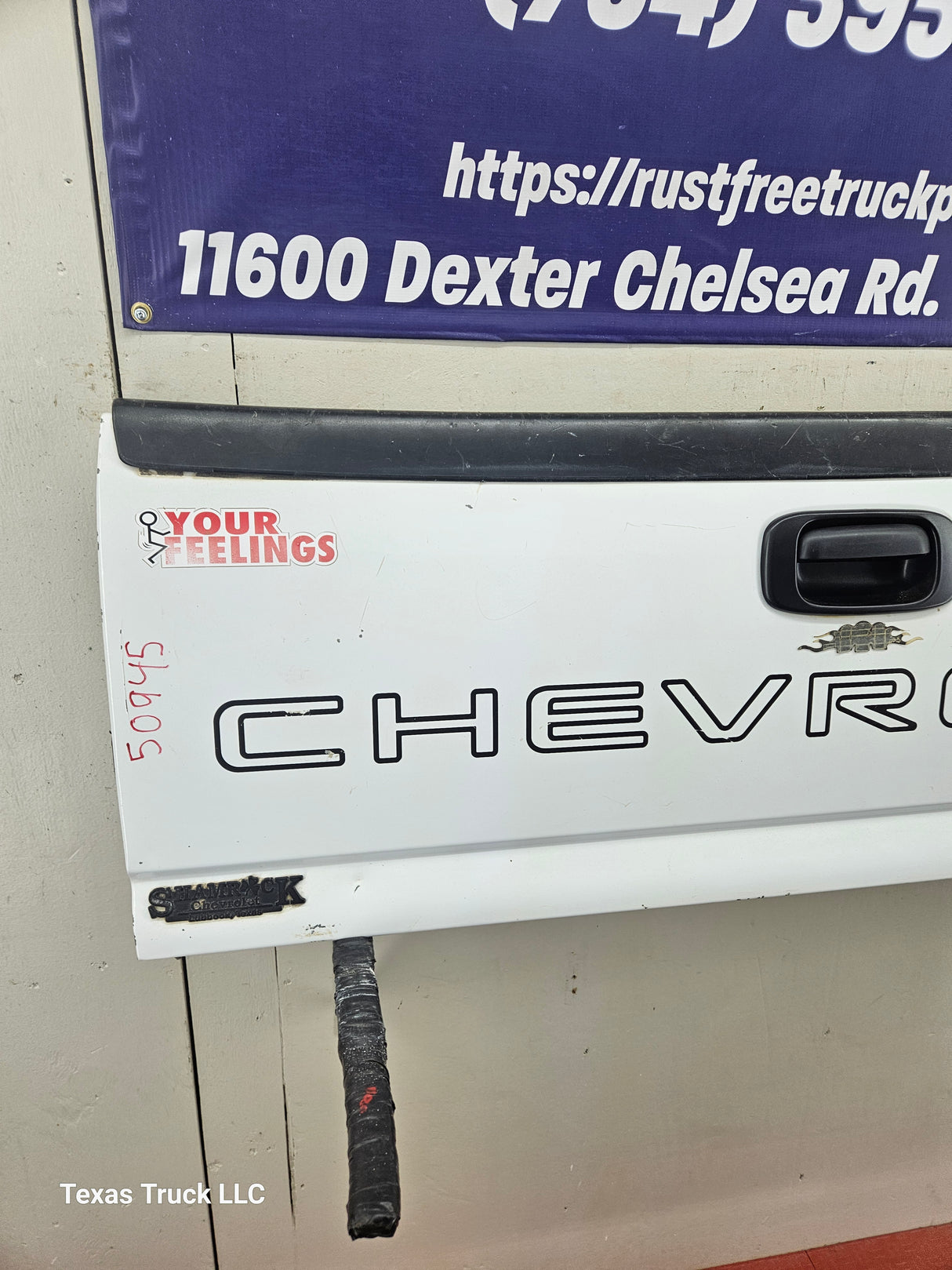 1999-2007 Chevrolet Silverado / GMC Sierra 1500 2500 3500 Tailgate