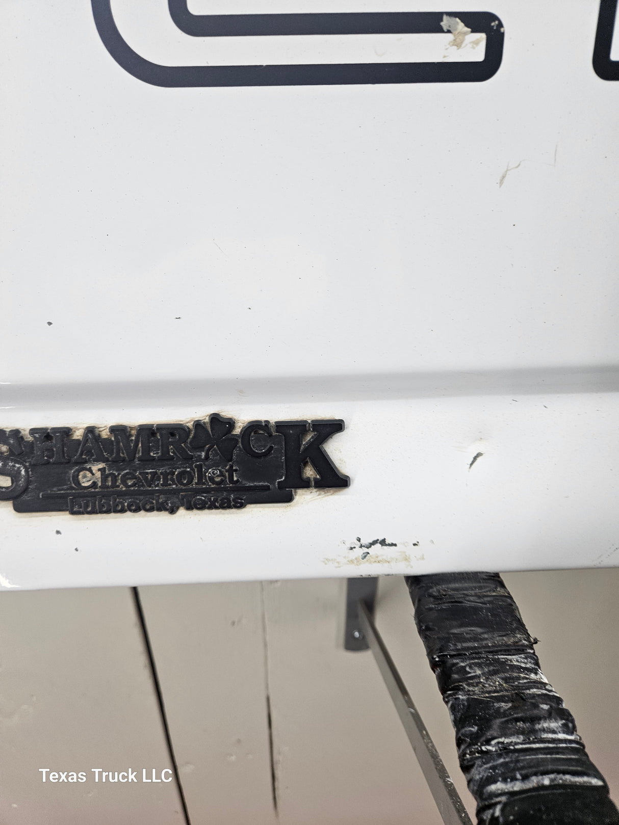 1999-2007 Chevrolet Silverado / GMC Sierra 1500 2500 3500 Tailgate