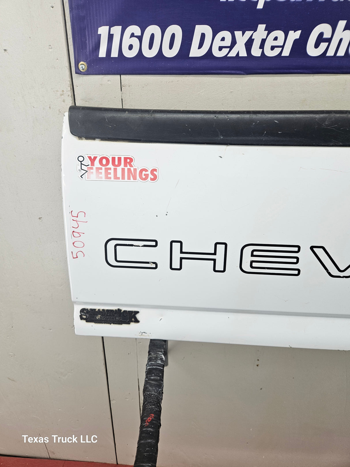 1999-2007 Chevrolet Silverado / GMC Sierra 1500 2500 3500 Tailgate