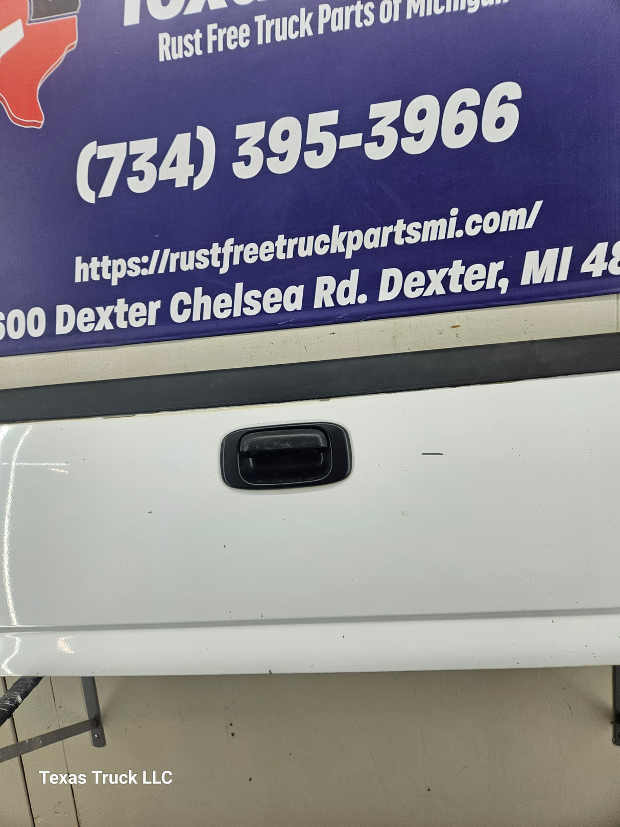 1999-2007 Chevrolet Silverado / GMC Sierra 1500 2500 3500 Tailgate