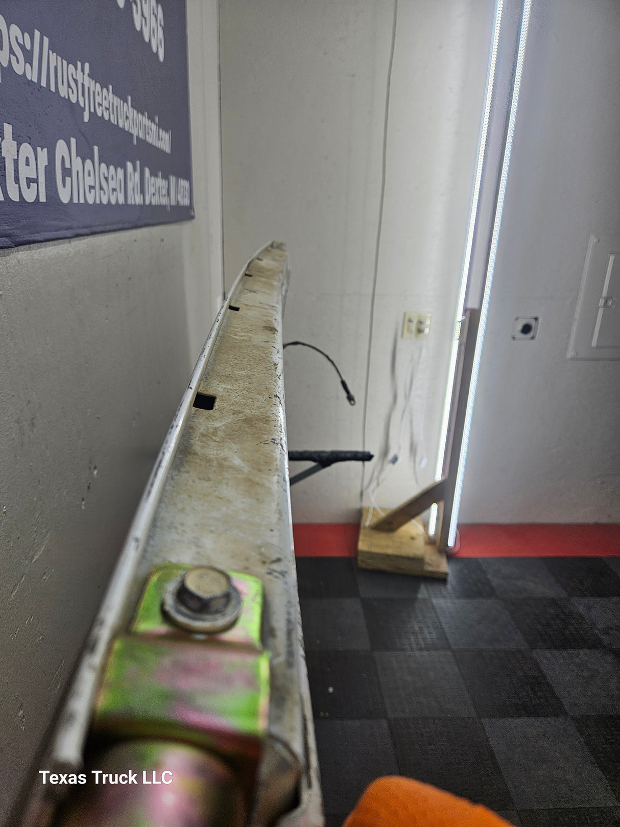 1999-2007 Chevrolet Silverado / GMC Sierra 1500 2500 3500 Tailgate