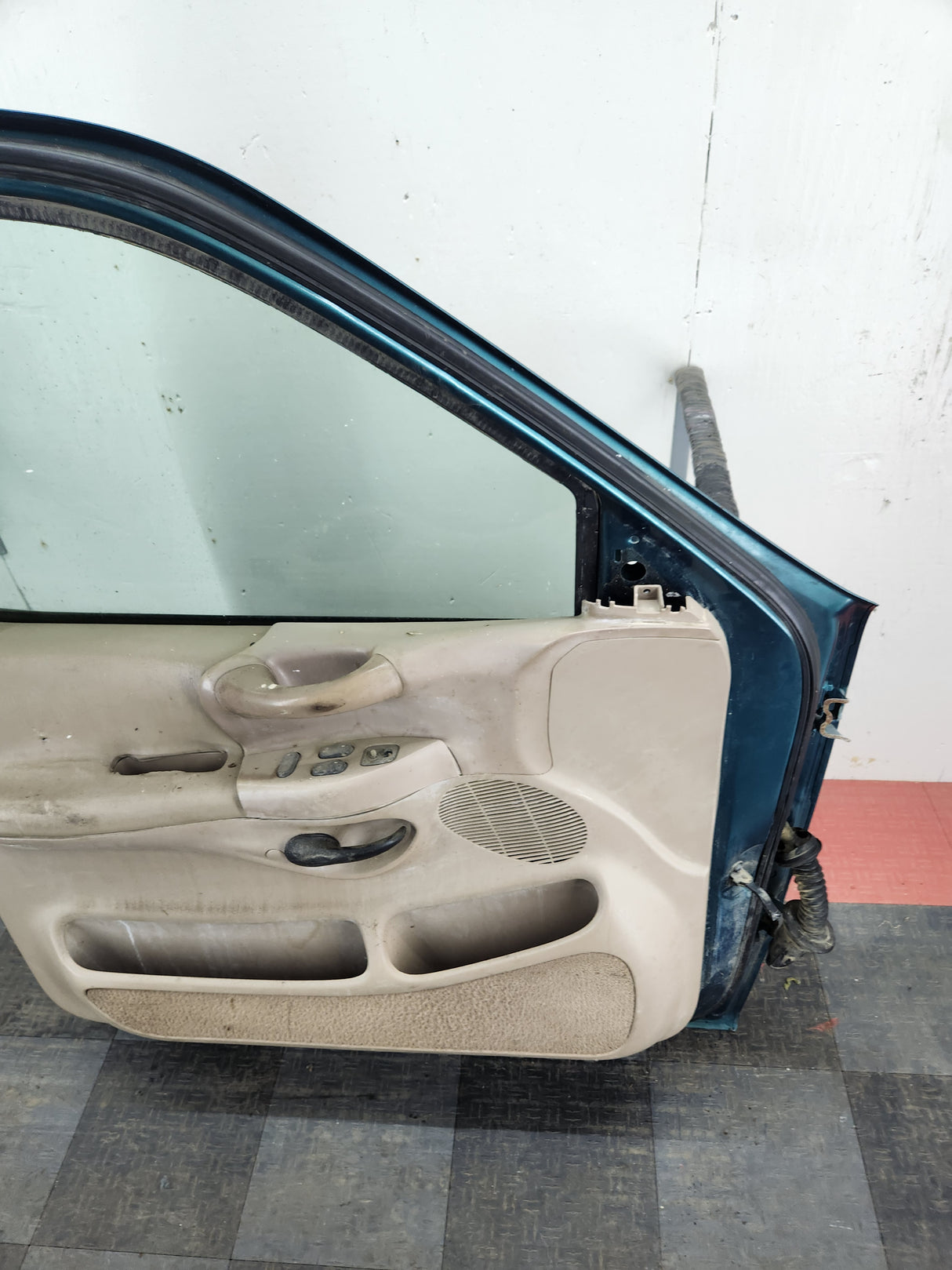 1997-2003 Ford F150 Driver Side Front Door