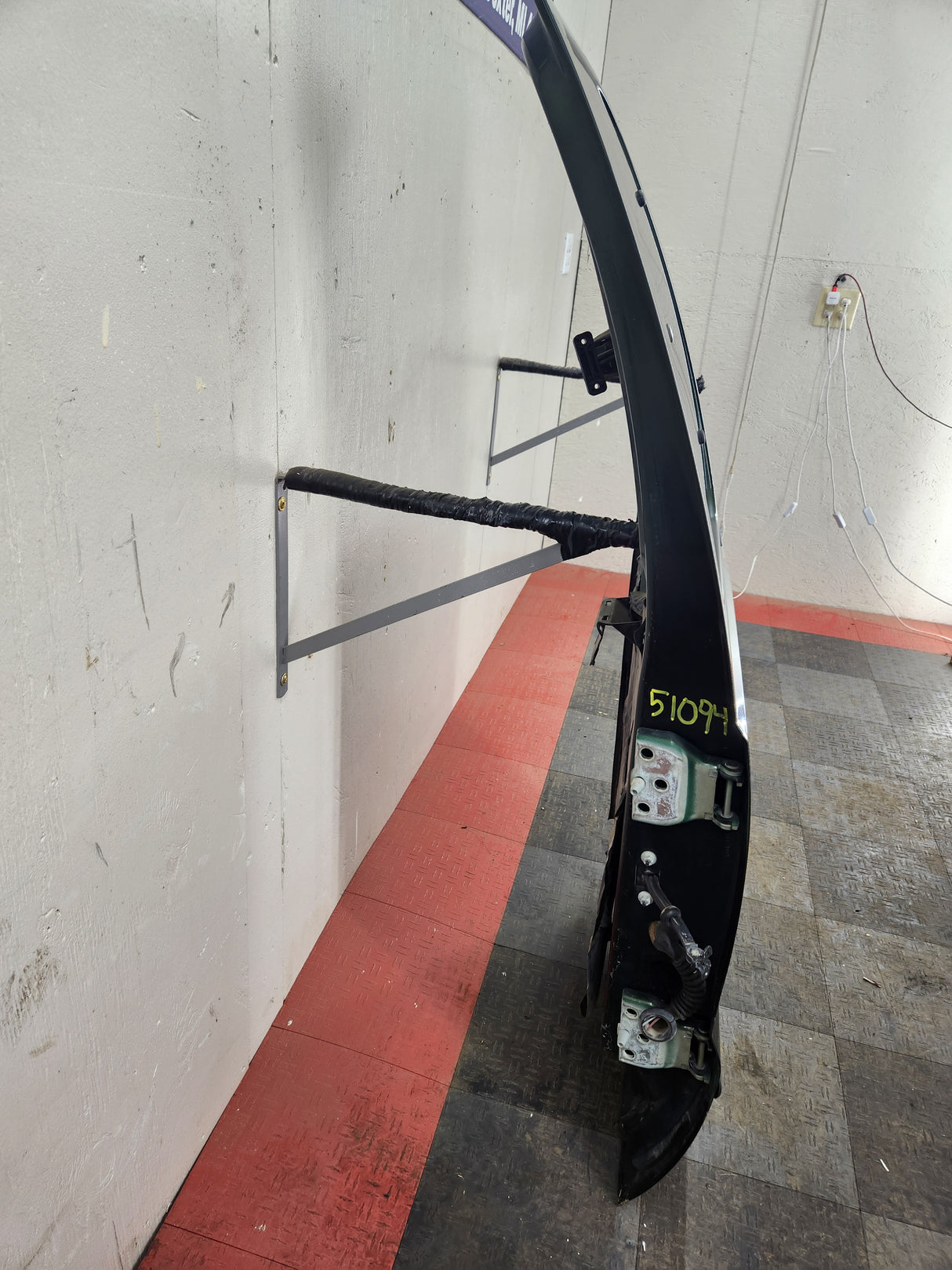 1999-2007 Ford Super Duty F250 F350 F450 F550 RH Extended Cab Passenger Rear Door