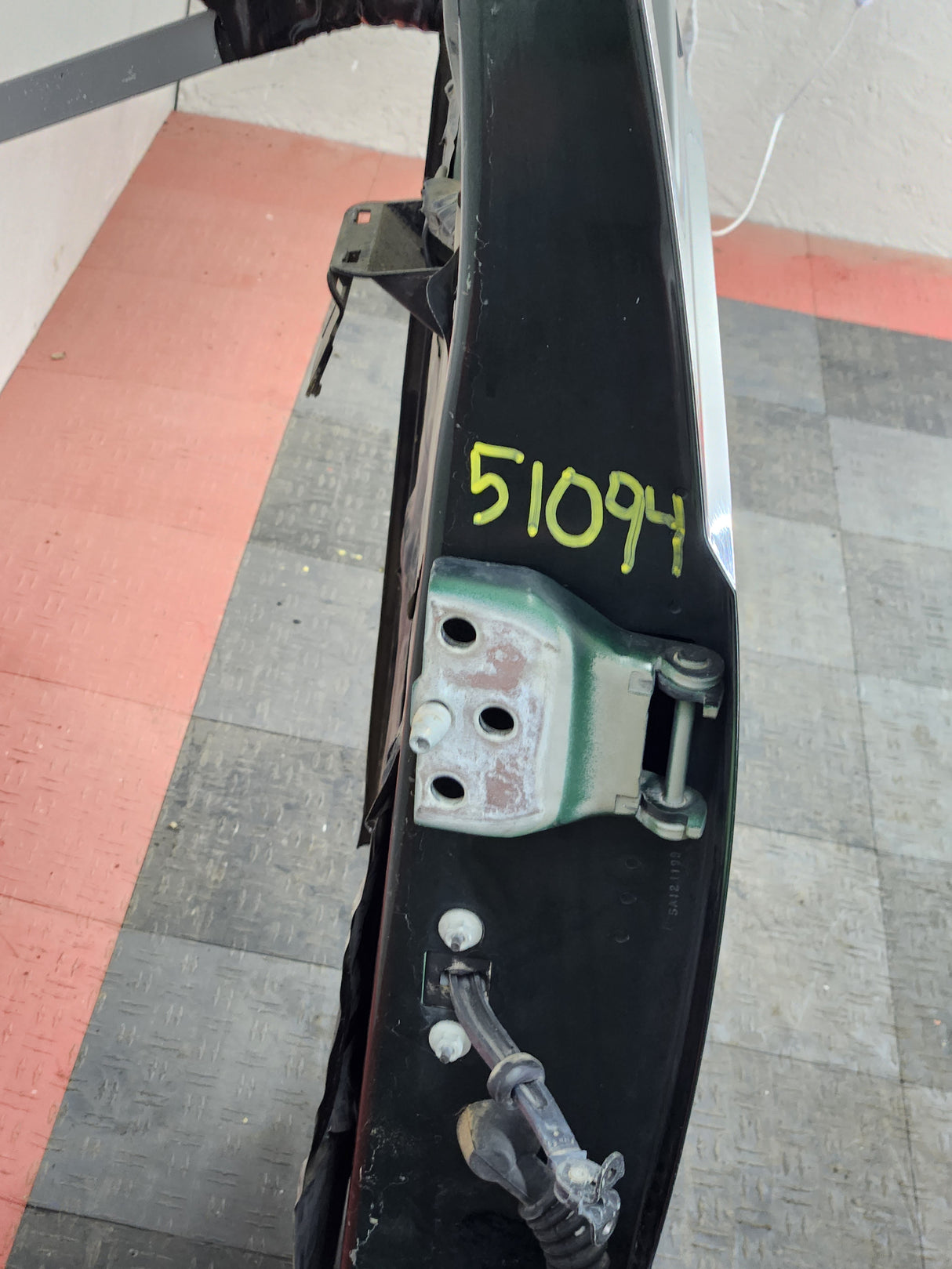 1999-2007 Ford Super Duty F250 F350 F450 F550 RH Extended Cab Passenger Rear Door