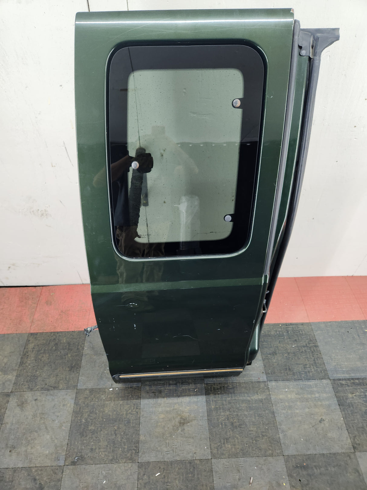 1999-2007 Ford Super Duty F250 F350 F450 F550 RH Extended Cab Passenger Rear Door