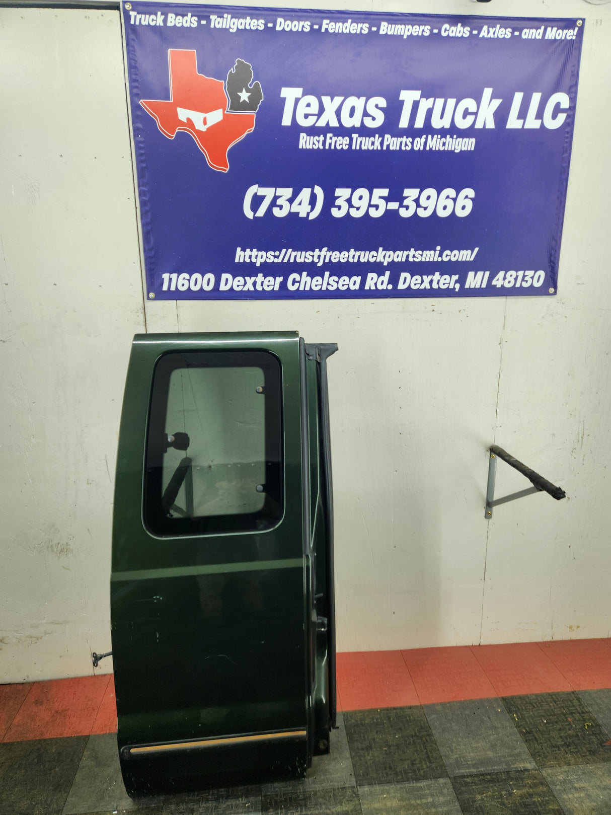 1999-2007 Ford Super Duty F250 F350 F450 F550 RH Extended Cab Passenger Rear Door