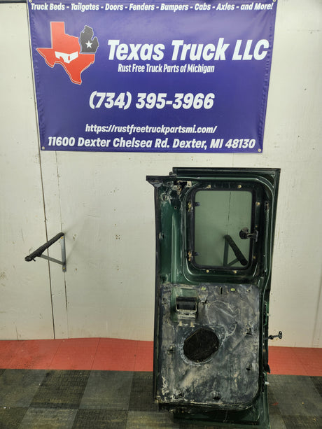 1999-2007 Ford Super Duty F250 F350 F450 F550 RH Extended Cab Passenger Rear Door