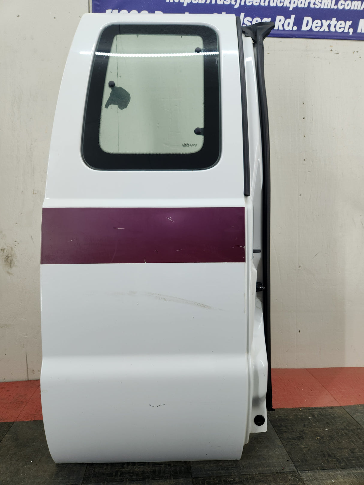 1999-2007 Ford Super Duty F250 F350 F450 F550 RH Extended Cab Passenger Rear Door