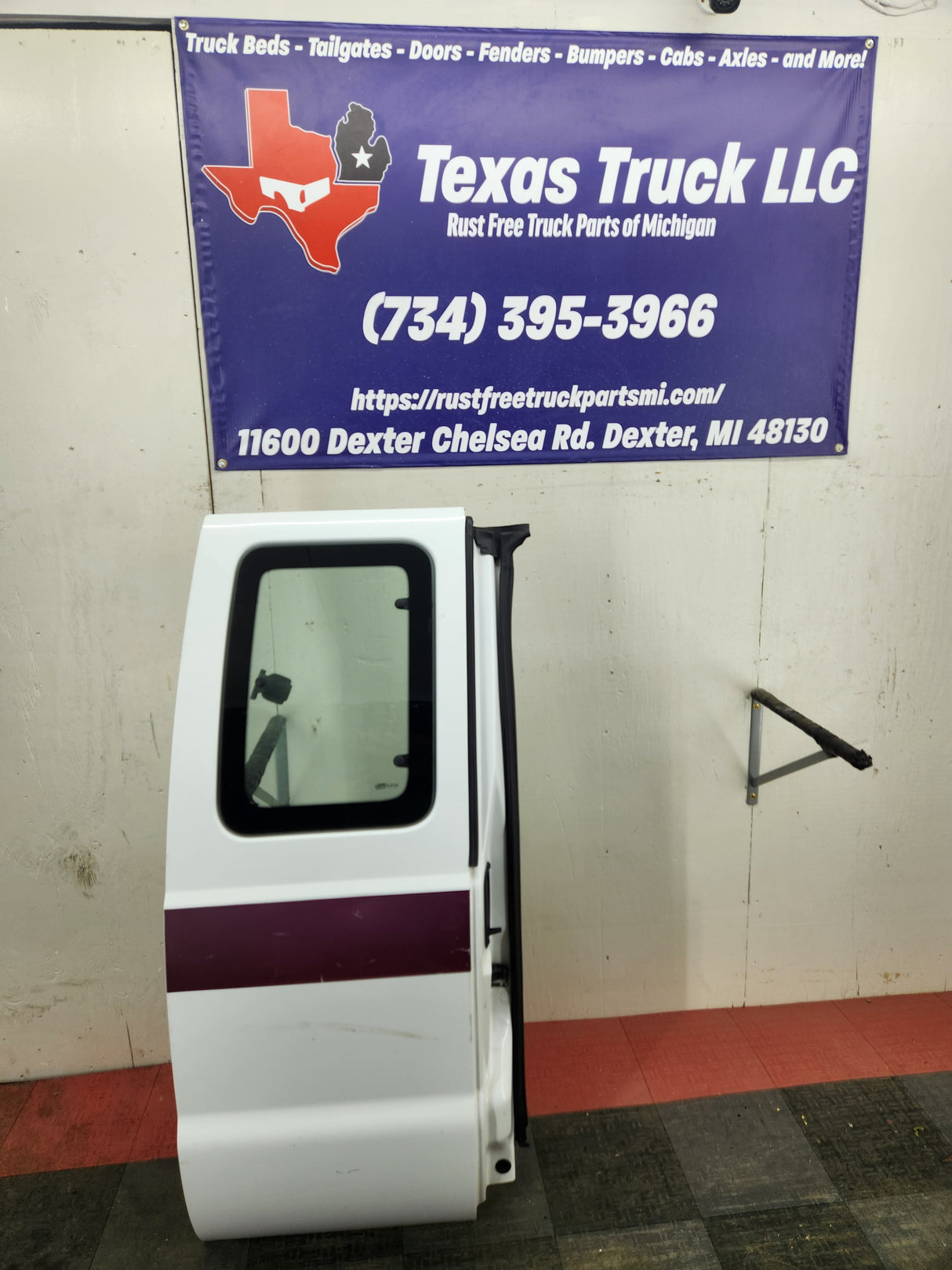 1999-2007 Ford Super Duty F250 F350 F450 F550 RH Extended Cab Passenger Rear Door