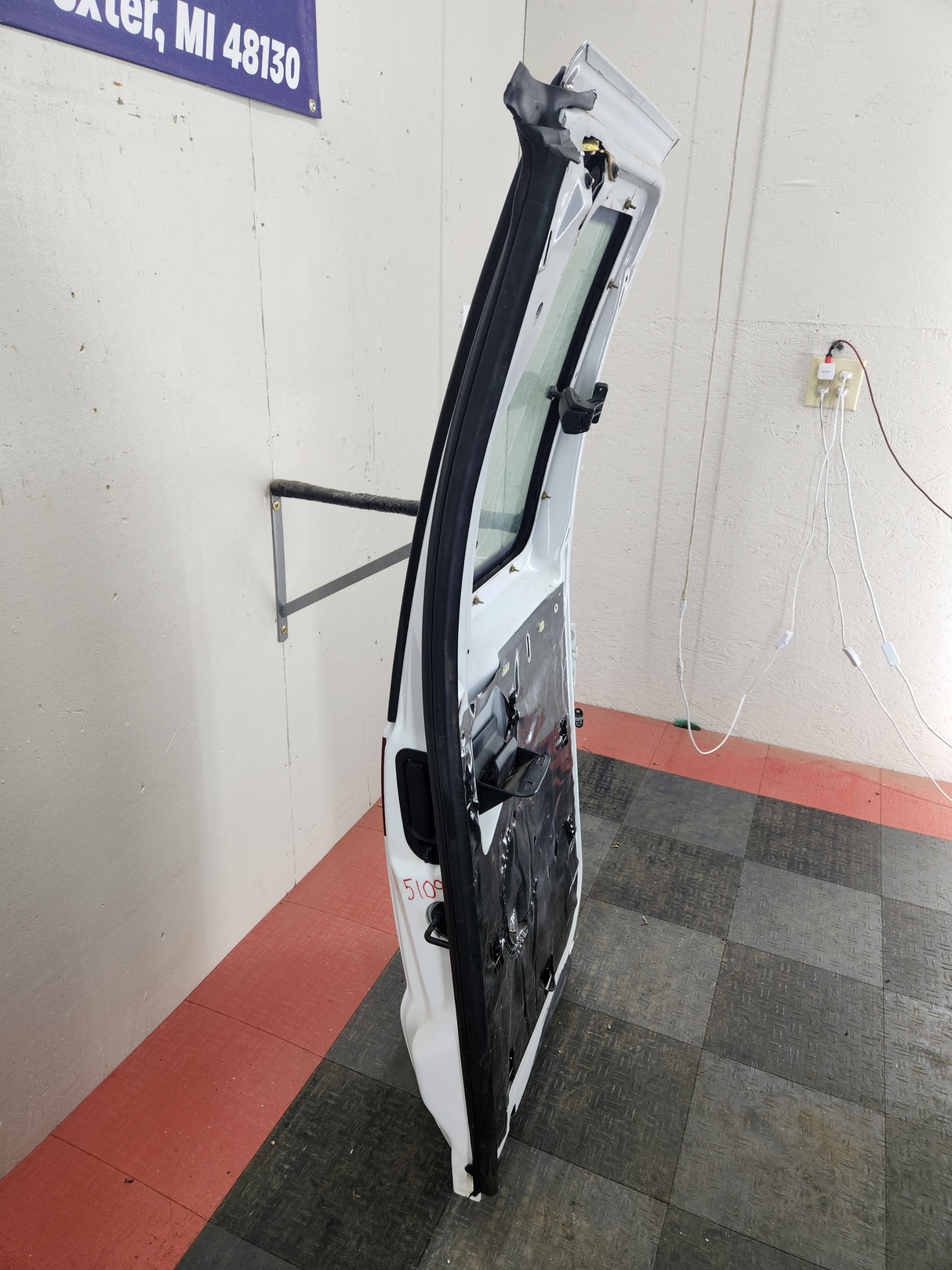 1999-2007 Ford Super Duty F250 F350 F450 F550 RH Extended Cab Passenger Rear Door