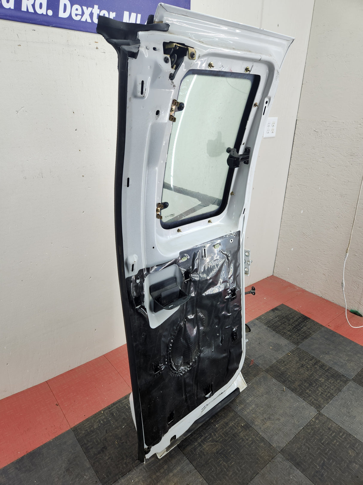 1999-2007 Ford Super Duty F250 F350 F450 F550 RH Extended Cab Passenger Rear Door