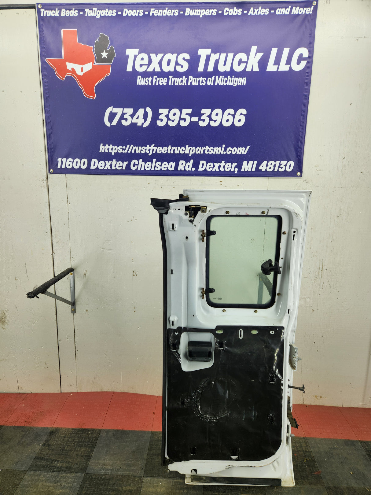 1999-2007 Ford Super Duty F250 F350 F450 F550 RH Extended Cab Passenger Rear Door