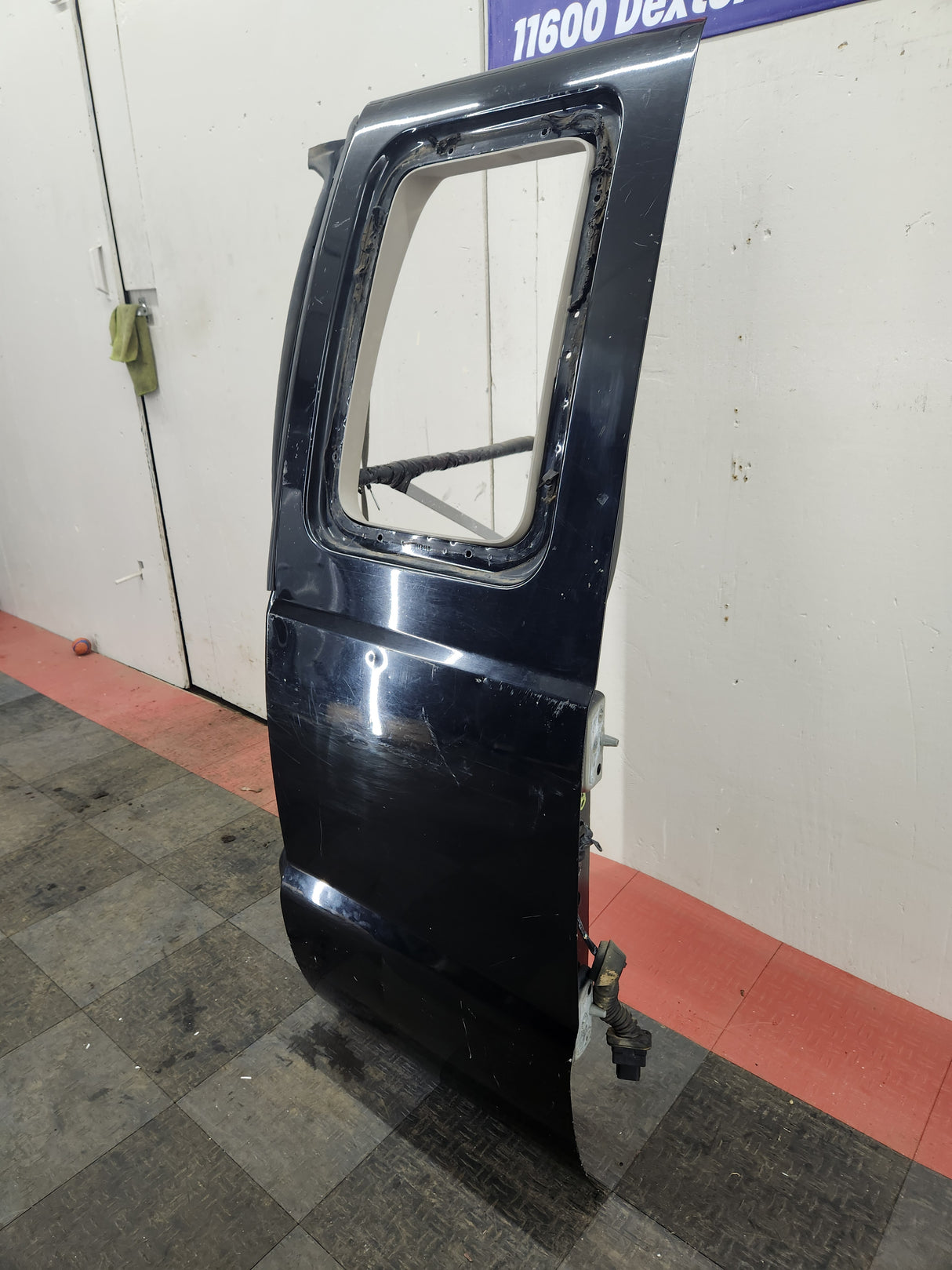 2008-2016 Ford Super Duty F250 F350 F450 F550 LH Extended Cab Driver Side Rear Door