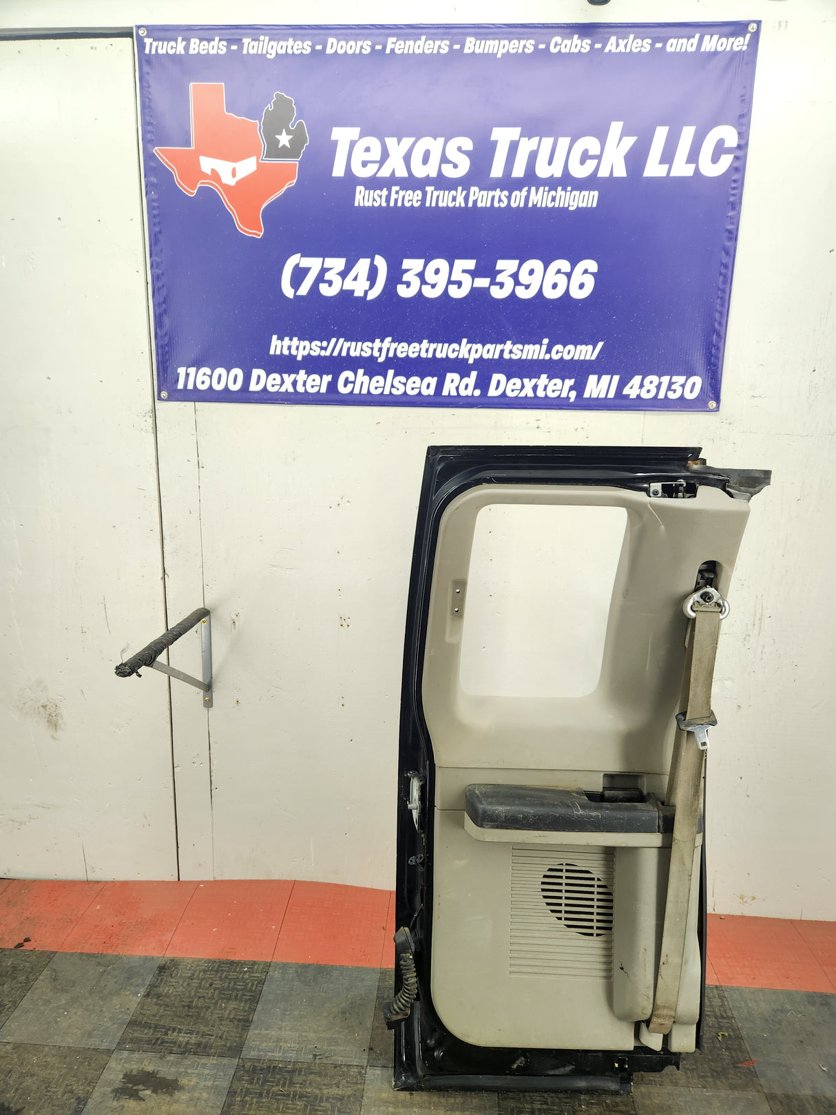 2008-2016 Ford Super Duty F250 F350 F450 F550 LH Extended Cab Driver Side Rear Door