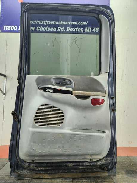 2001-2003 Ford F-150 Passenger Side Rear Crew Cab door